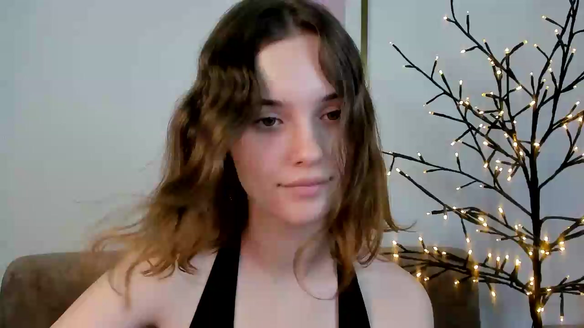 Gallery image thumbnail from KristiGant's myfreecams stream on, 07/03/2026, 13:07 image 3 of 20