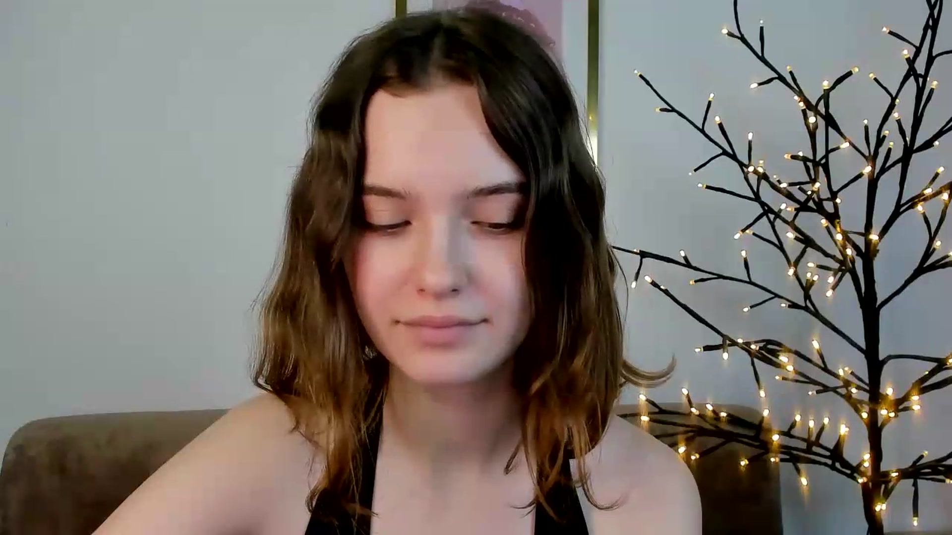 Gallery image thumbnail from KristiGant's myfreecams stream on, 07/03/2026, 13:07 image 18 of 20