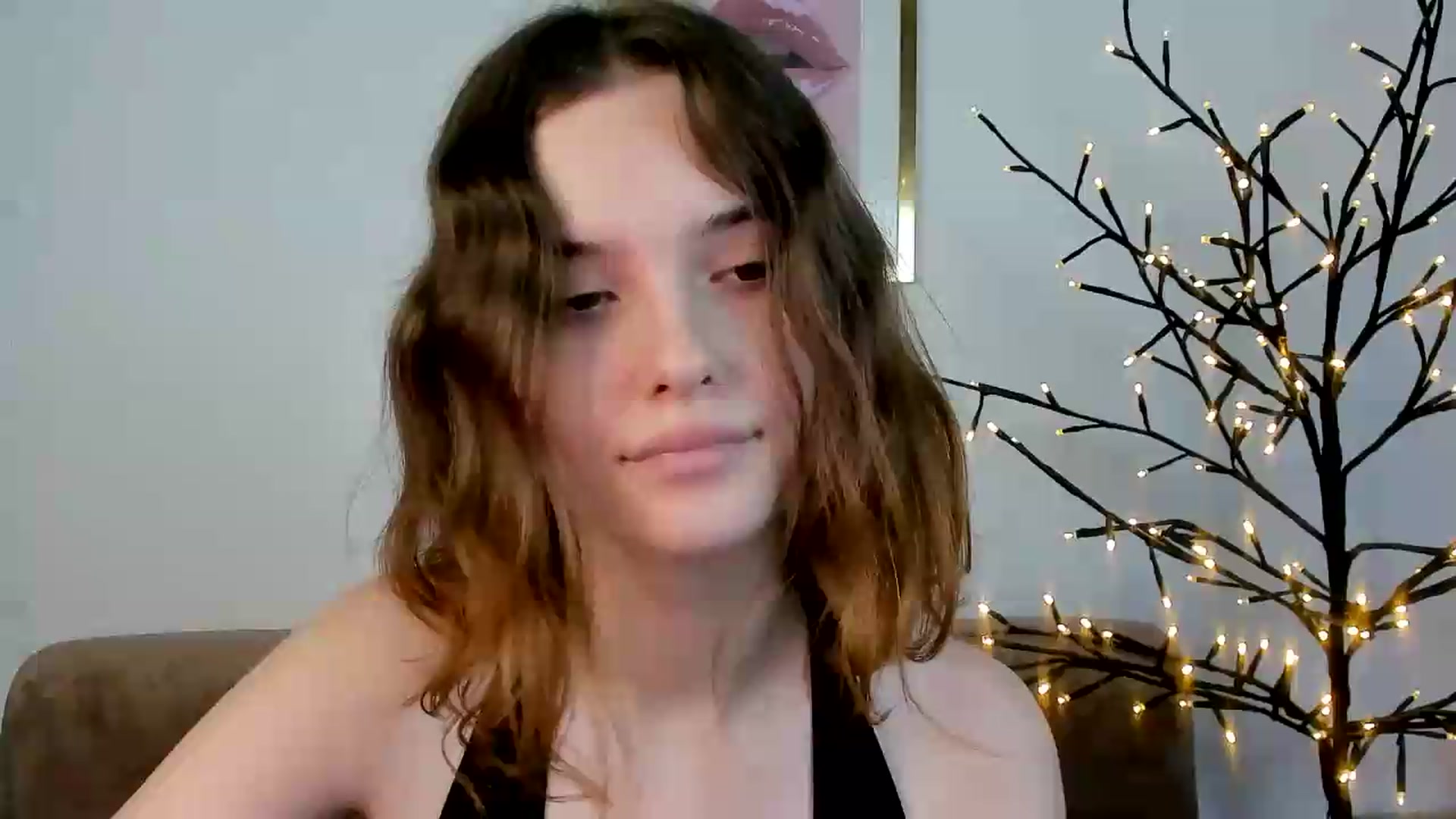 Gallery image thumbnail from KristiGant's myfreecams stream on, 07/03/2026, 13:07 image 5 of 20