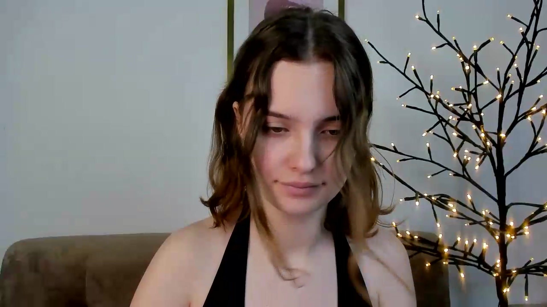 Gallery image thumbnail from KristiGant's myfreecams stream on, 07/03/2026, 13:07 image 7 of 20