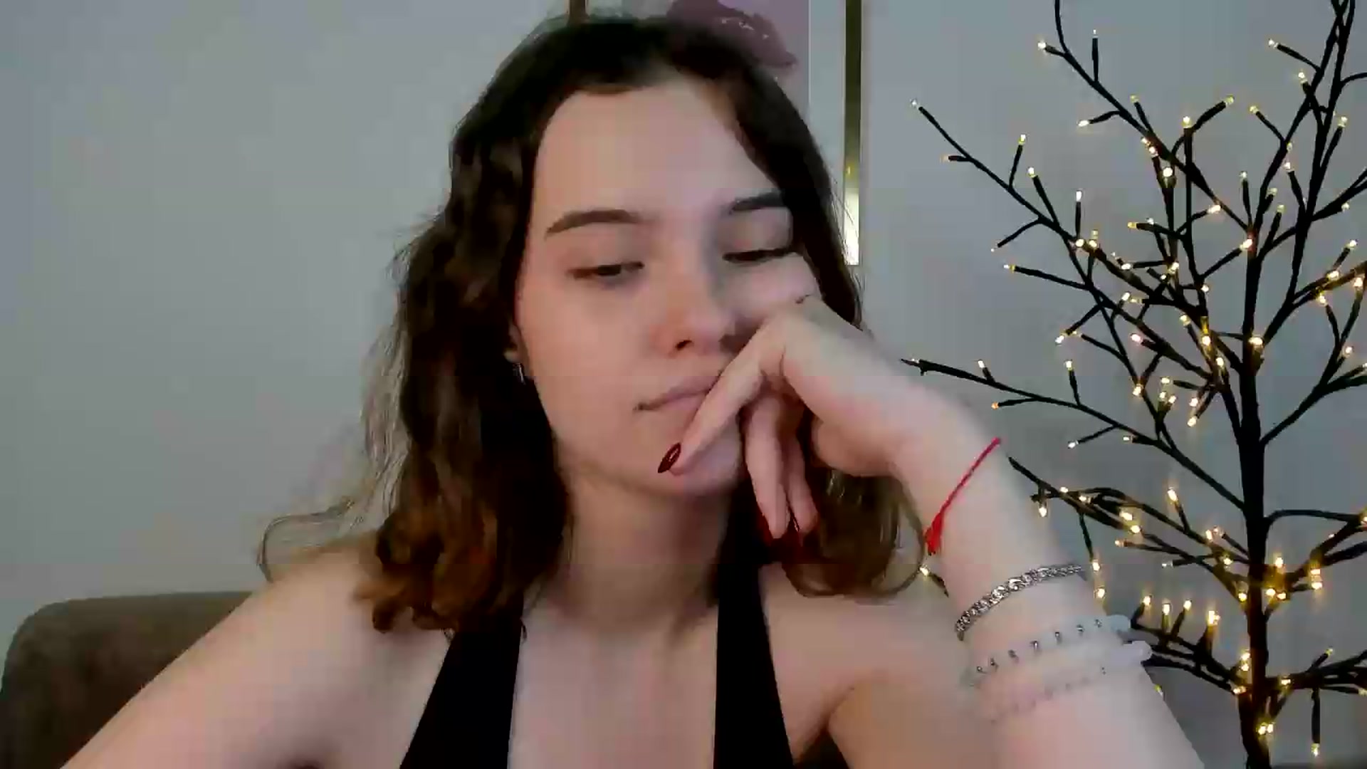 Gallery image thumbnail from KristiGant's myfreecams stream on, 07/03/2026, 13:07 image 1 of 20