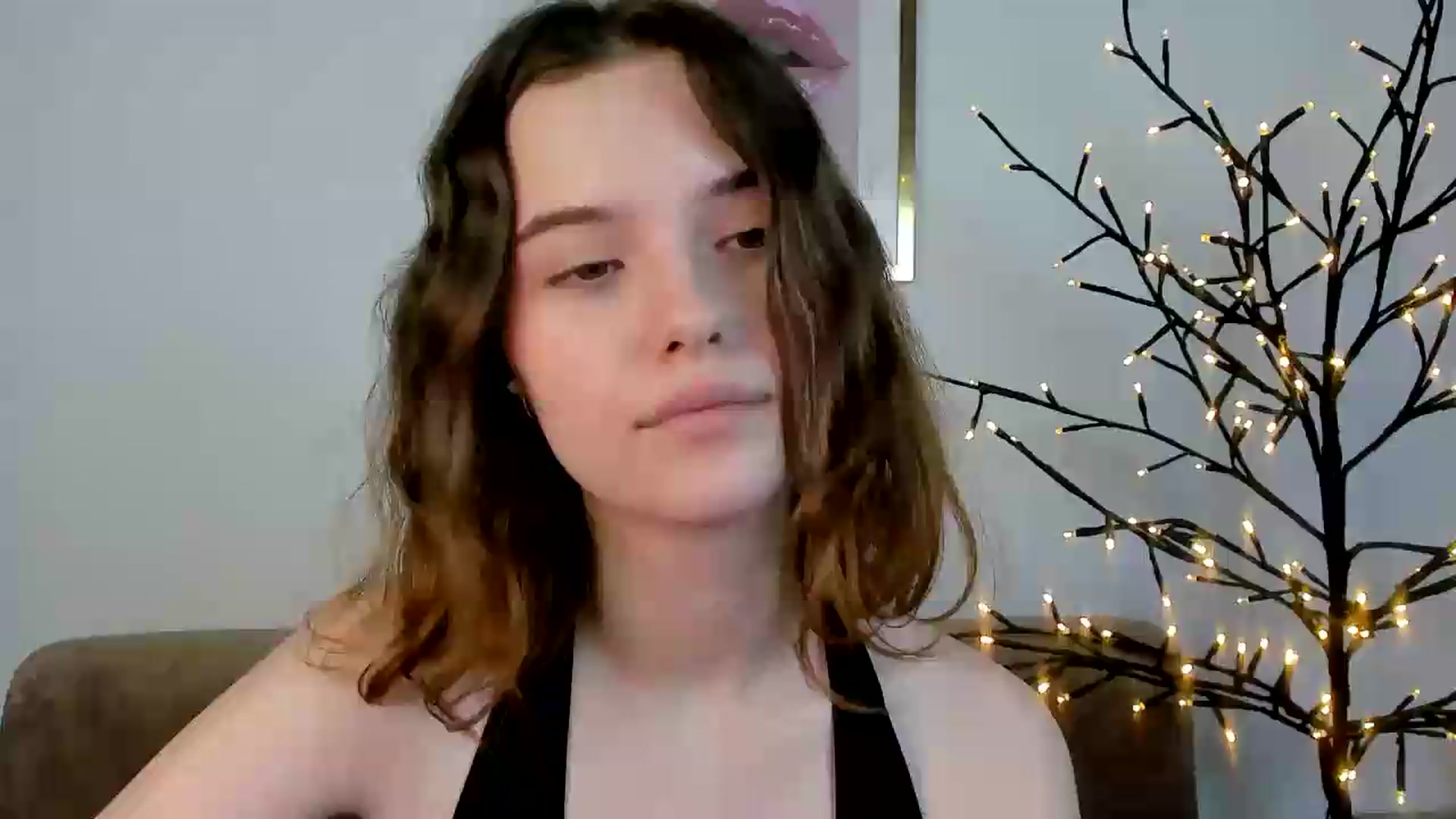 Gallery image thumbnail from KristiGant's myfreecams stream on, 07/03/2026, 13:07 image 2 of 20