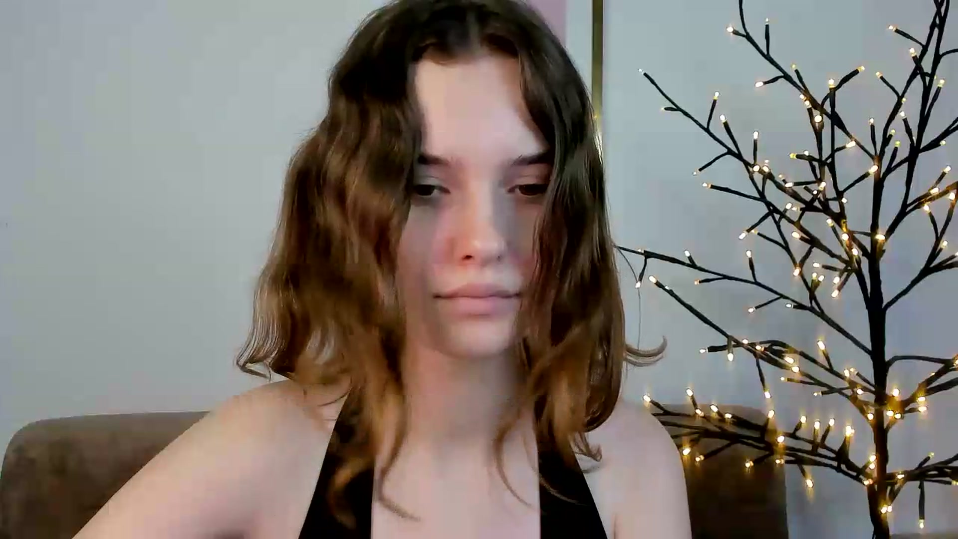 Gallery image thumbnail from KristiGant's myfreecams stream on, 07/03/2026, 13:07 image 17 of 20