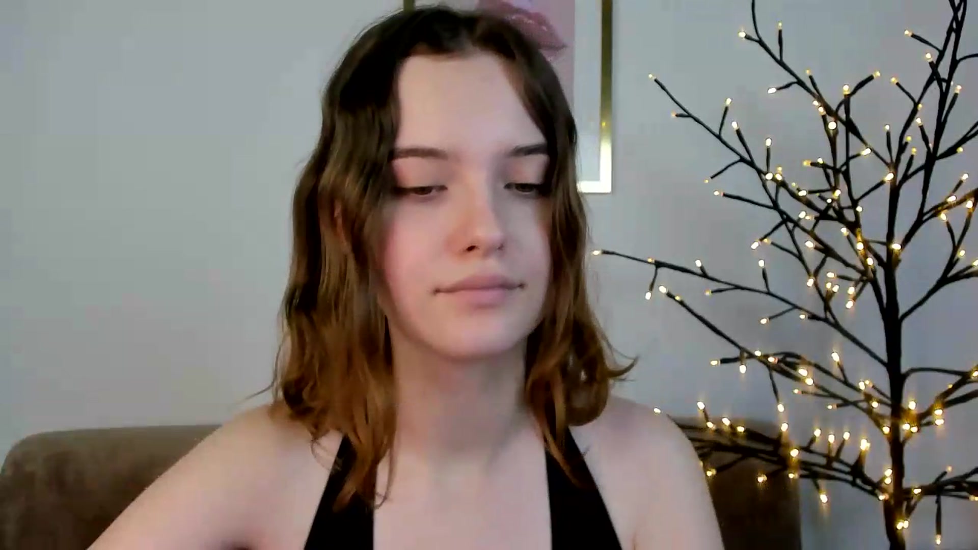 Gallery image thumbnail from KristiGant's myfreecams stream on, 07/03/2026, 13:07 image 11 of 20