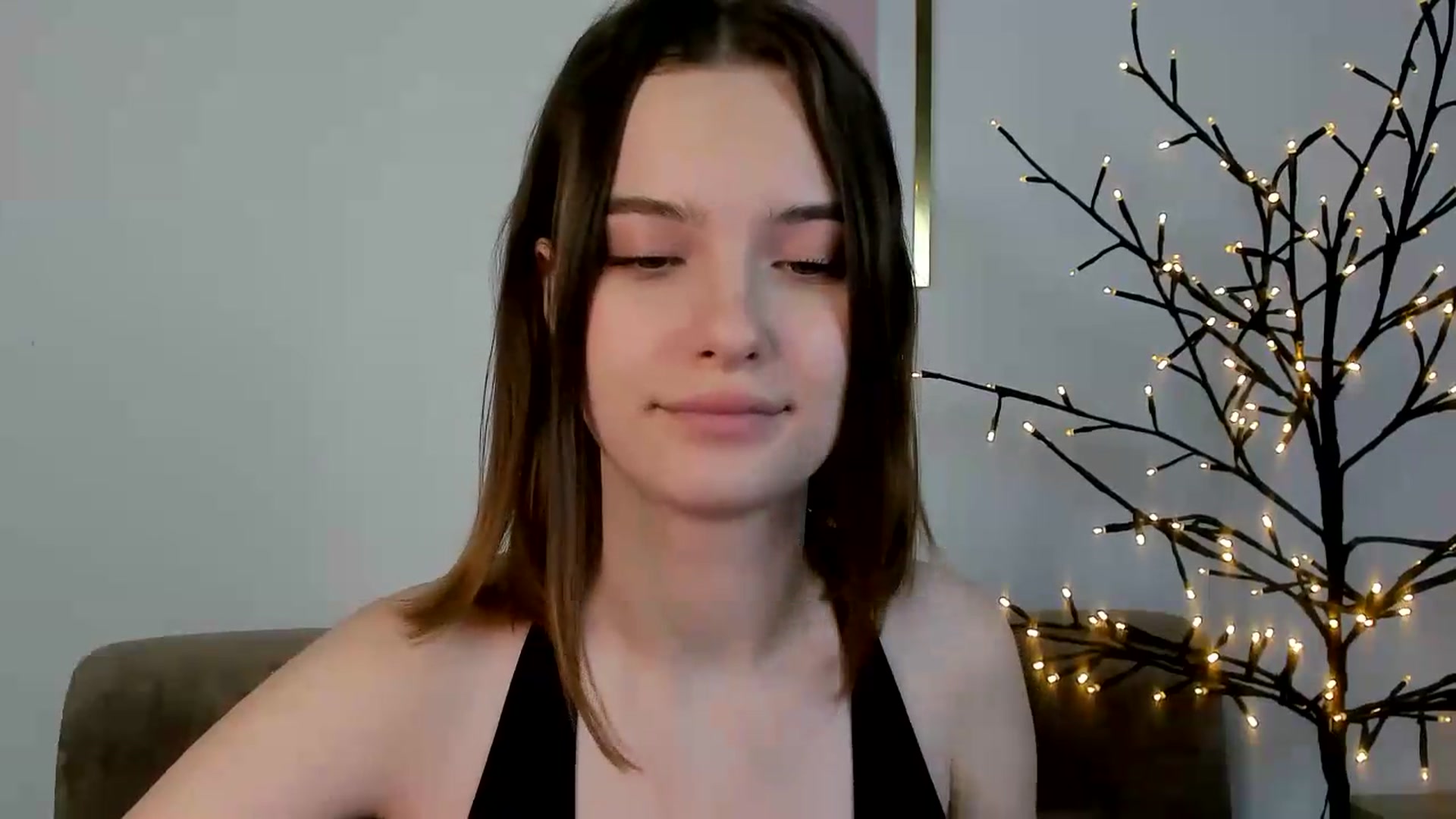 Gallery image thumbnail from KristiGant's myfreecams stream on, 07/04/2026, 13:34 image 11 of 20