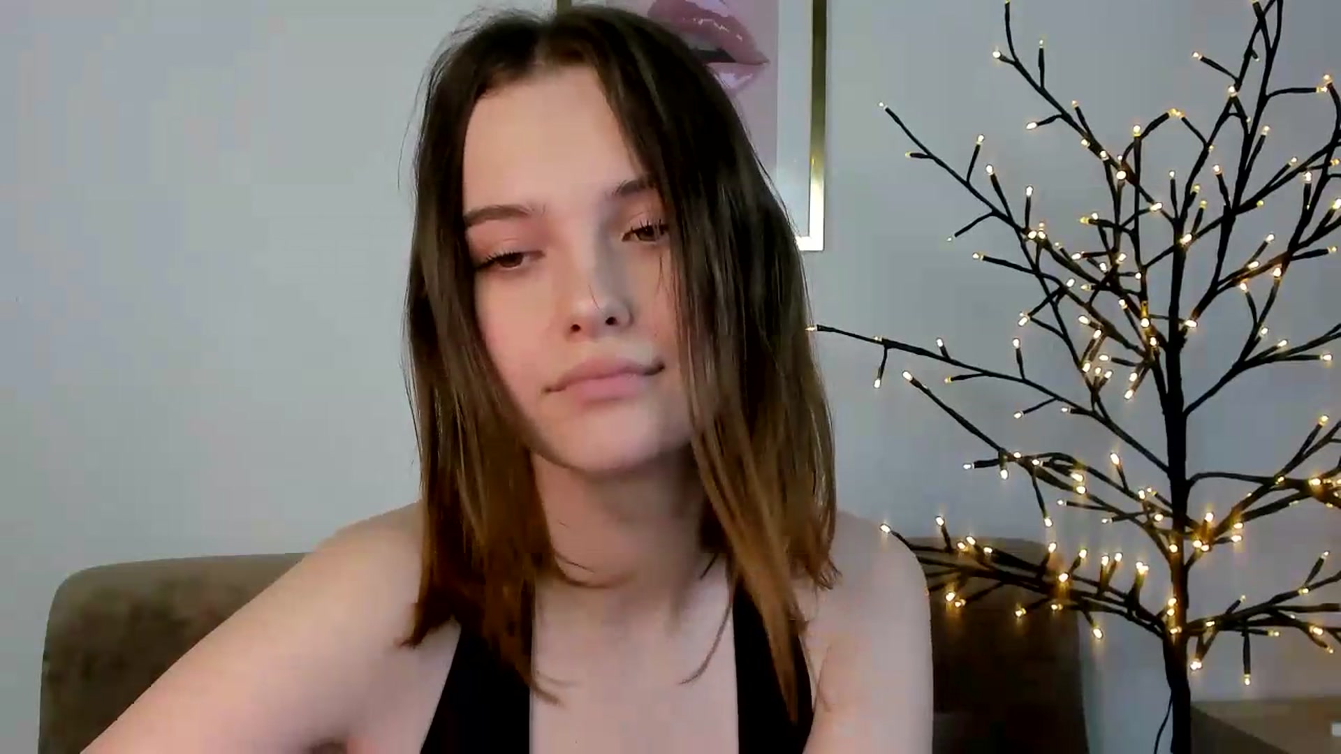 Gallery image thumbnail from KristiGant's myfreecams stream on, 07/04/2026, 14:34 image 15 of 20