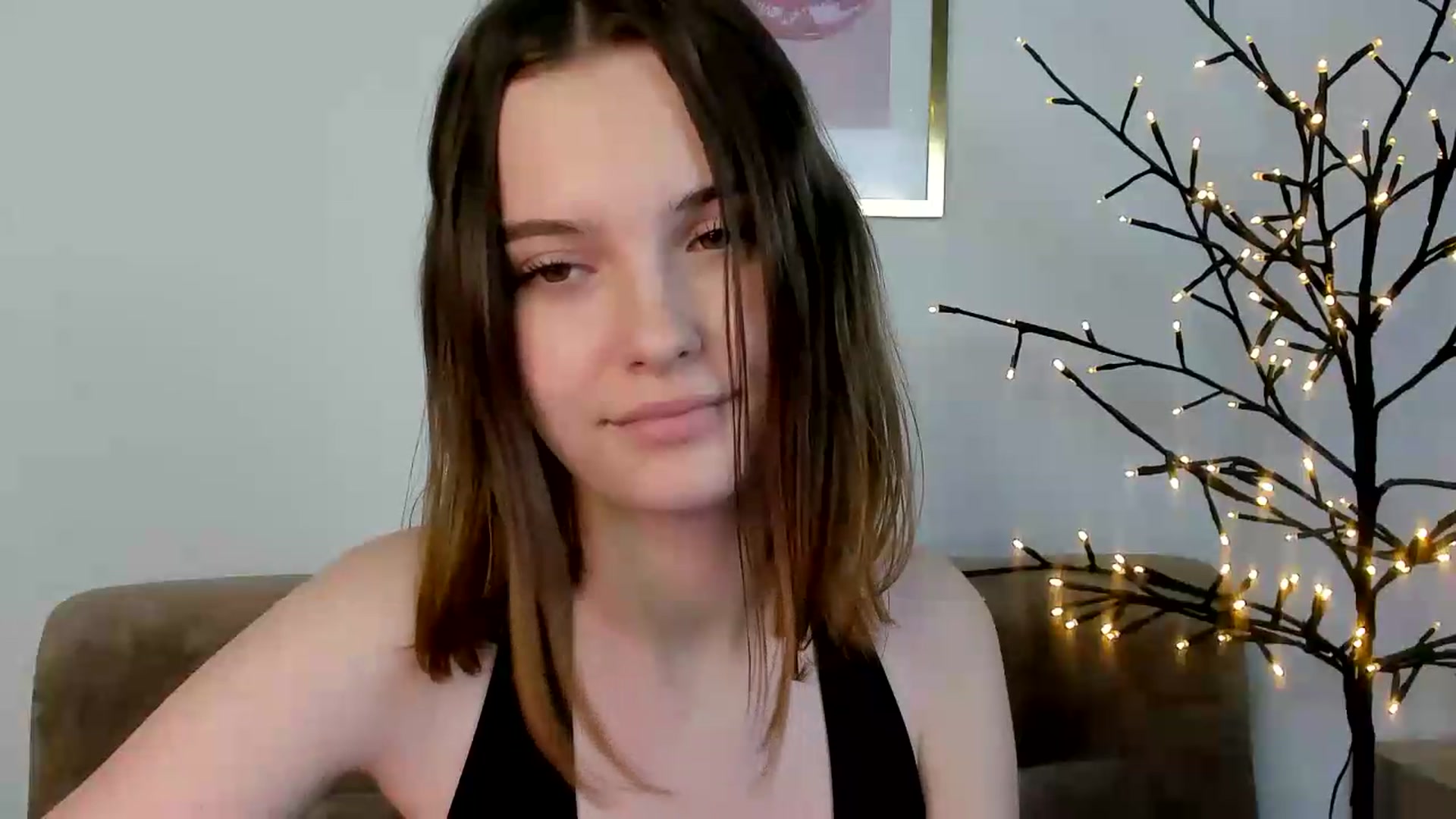 Gallery image thumbnail from KristiGant's myfreecams stream on, 07/04/2026, 16:42 image 11 of 20