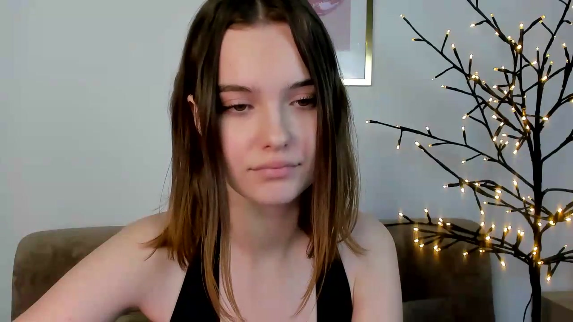 Gallery image thumbnail from KristiGant's myfreecams stream on, 07/04/2026, 16:42 image 15 of 20