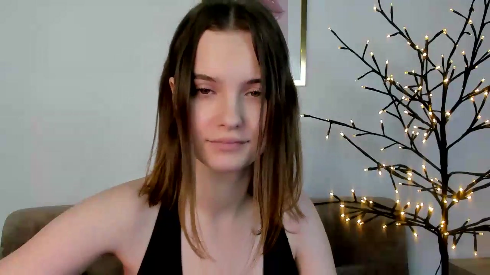 Gallery image thumbnail from KristiGant's myfreecams stream on, 07/04/2026, 16:42 image 4 of 20