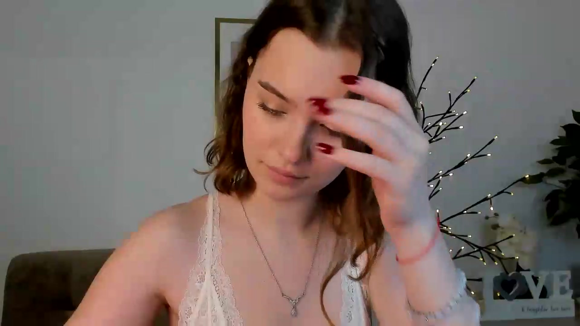 Gallery image thumbnail from KristiGant's myfreecams stream on, 07/05/2026, 14:00 image 16 of 20