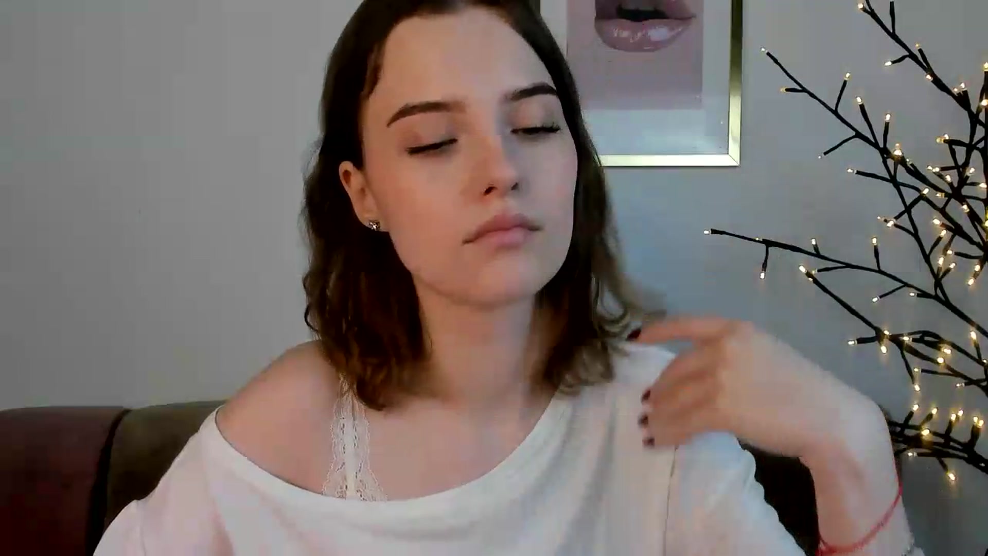 Gallery image thumbnail from KristiGant's myfreecams stream on, 07/07/2026, 12:51 image 10 of 20