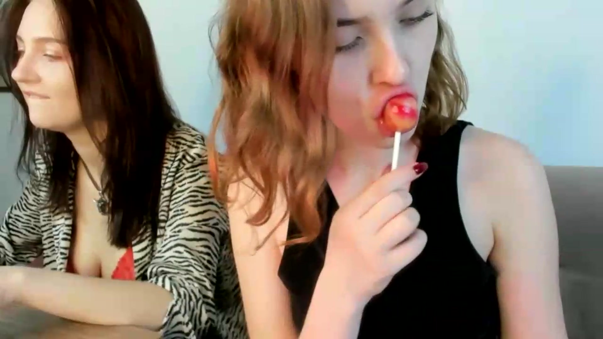 Gallery image thumbnail from KristiGant's myfreecams stream on, 07/07/2026, 16:10 image 3 of 20