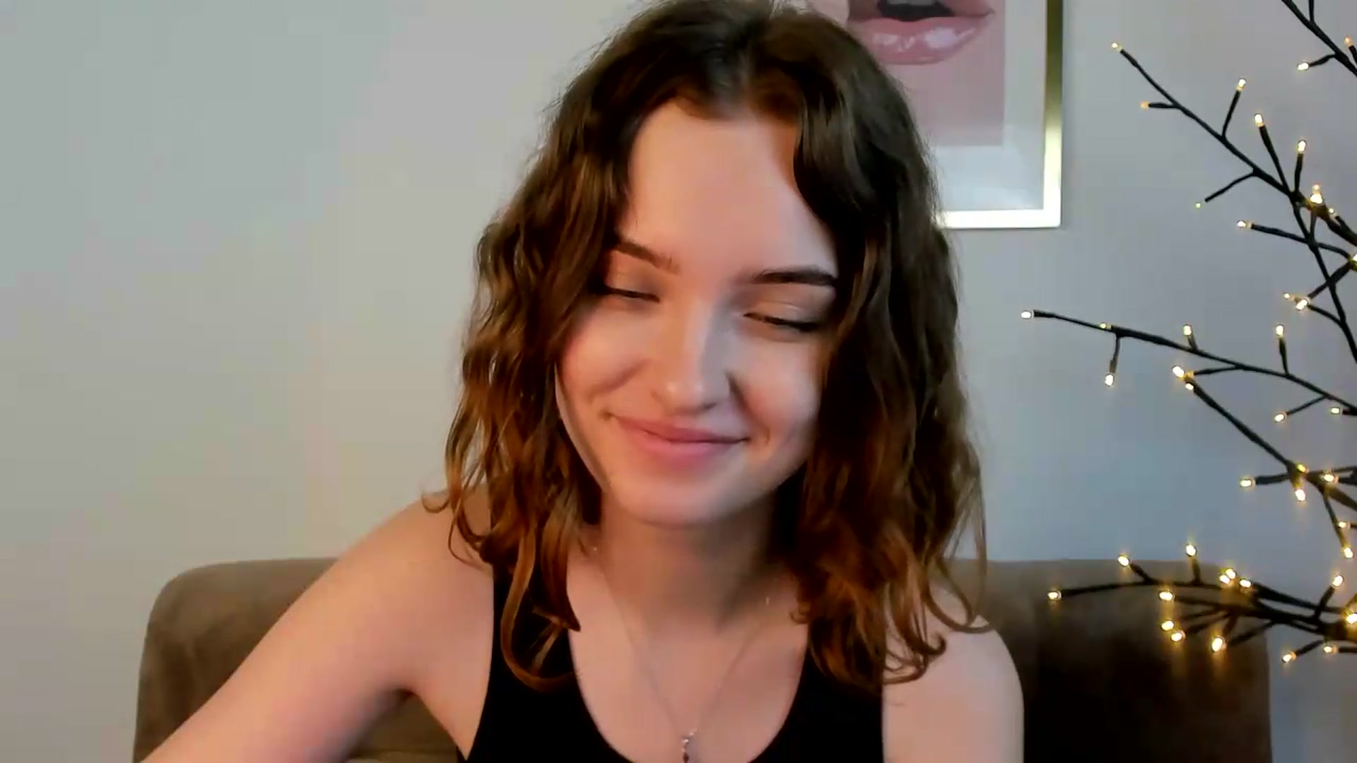 Gallery image thumbnail from KristiGant's myfreecams stream on, 07/08/2026, 12:36 image 3 of 20