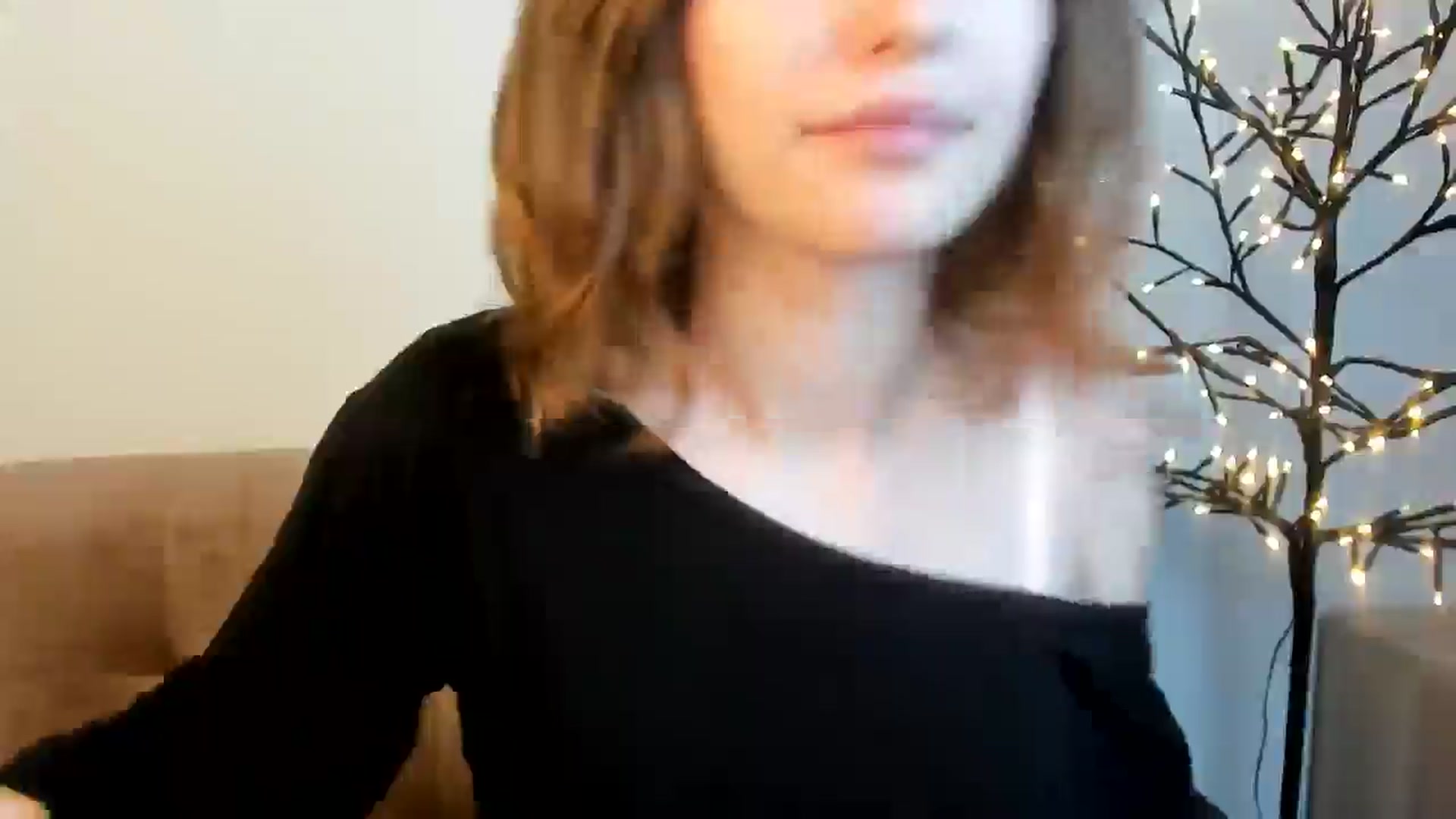 Gallery image thumbnail from KristiGant's myfreecams stream on, 07/10/2026, 13:59 image 9 of 20
