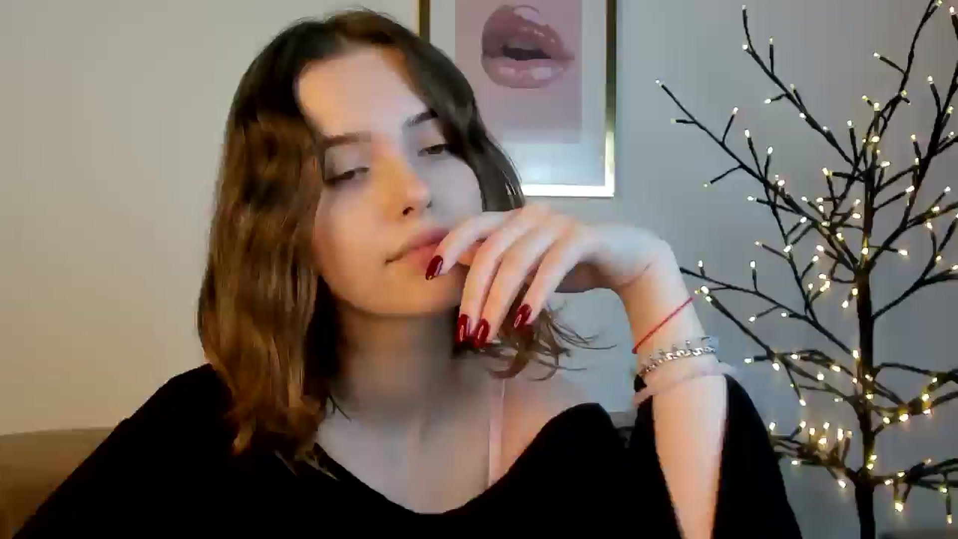 Gallery image thumbnail from KristiGant's myfreecams stream on, 07/10/2026, 13:59 image 5 of 20