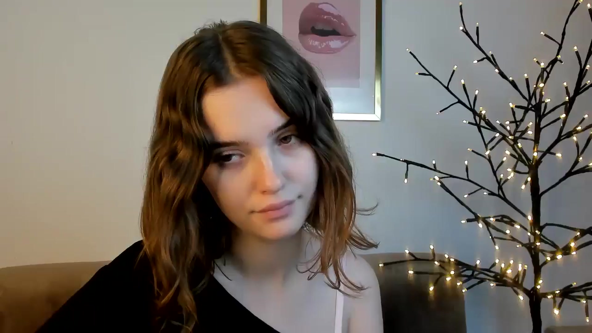 Gallery image thumbnail from KristiGant's myfreecams stream on, 07/10/2026, 13:59 image 8 of 20