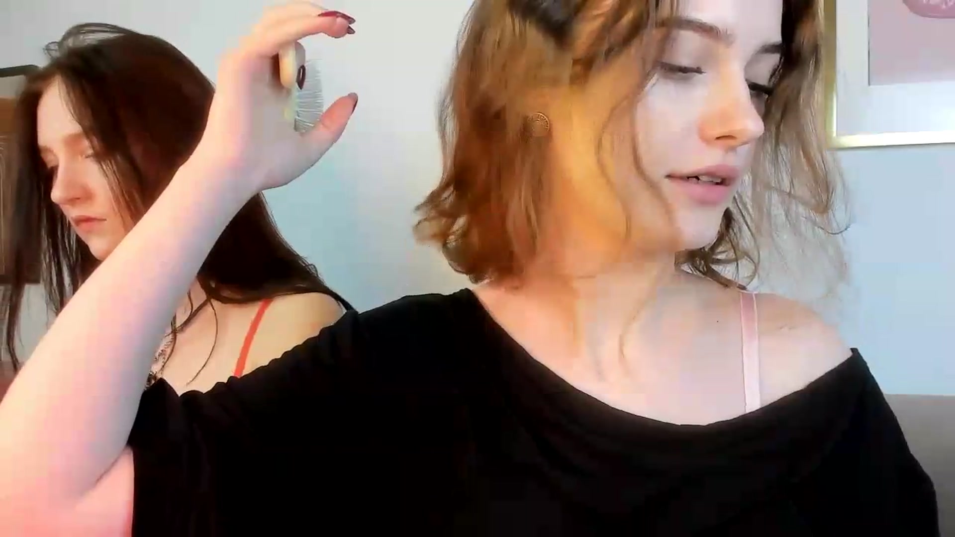 Gallery image thumbnail from KristiGant's myfreecams stream on, 07/10/2026, 16:43 image 19 of 20