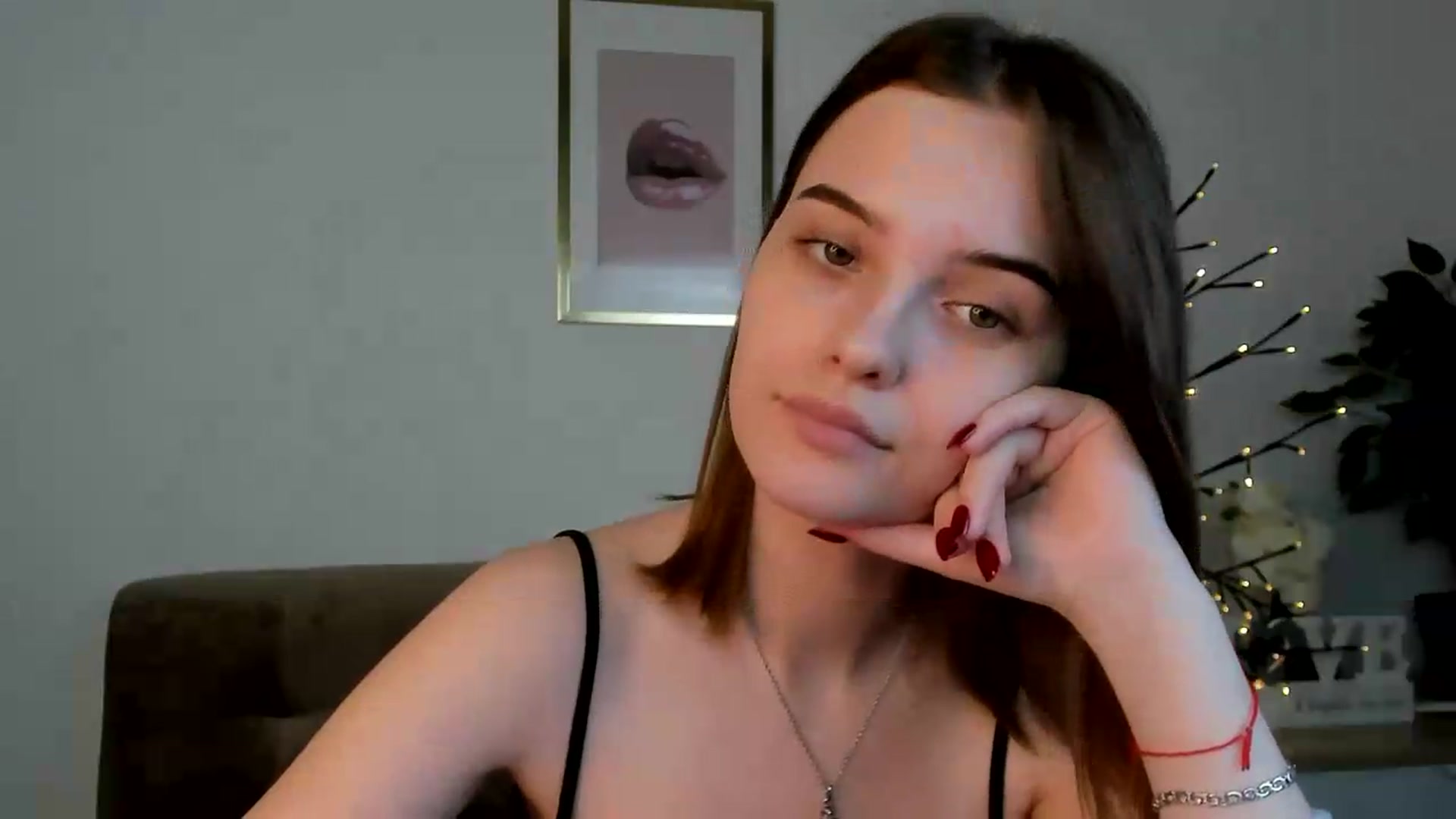 Gallery image thumbnail from KristiGant's myfreecams stream on, 07/12/2026, 16:21 image 15 of 20