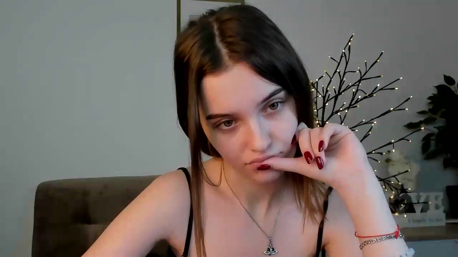 Gallery image thumbnail from KristiGant's myfreecams stream on, 07/12/2026, 16:21 image 13 of 20