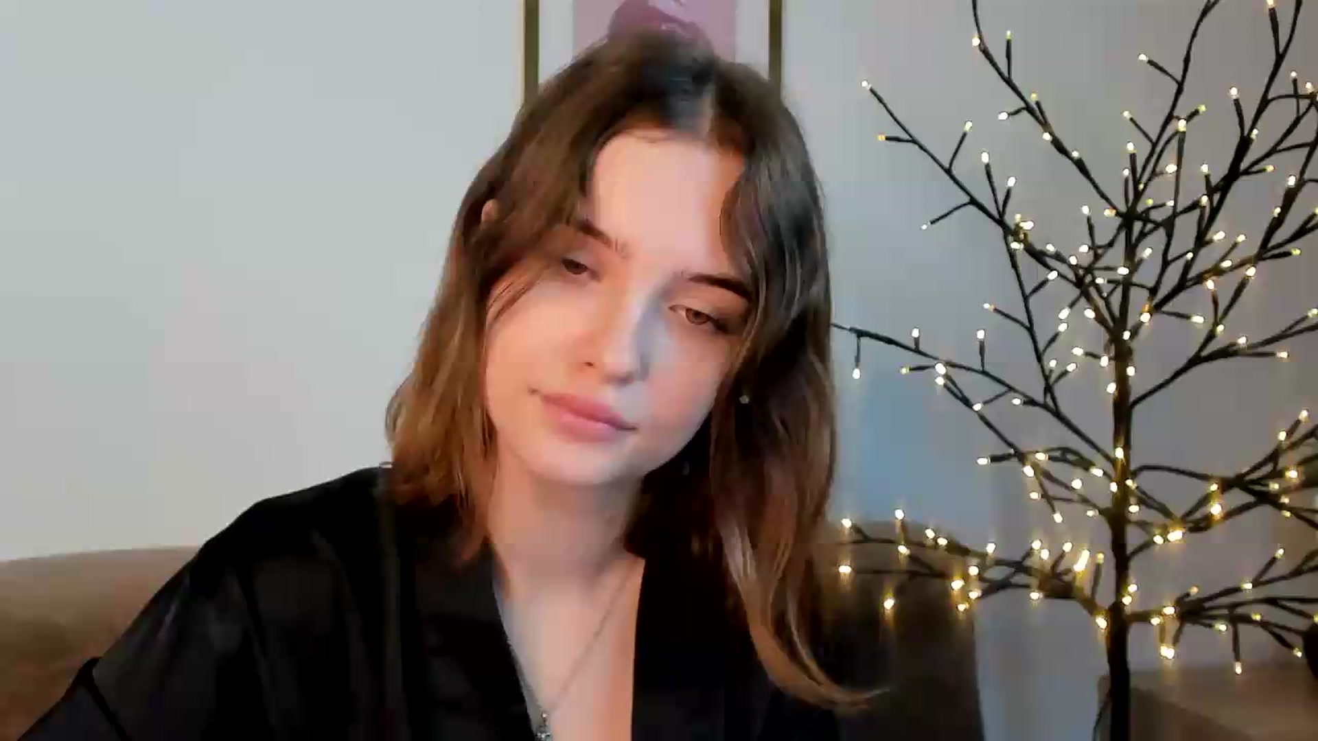 Gallery image thumbnail from KristiGant's myfreecams stream on, 07/15/2026, 09:53 image 14 of 20