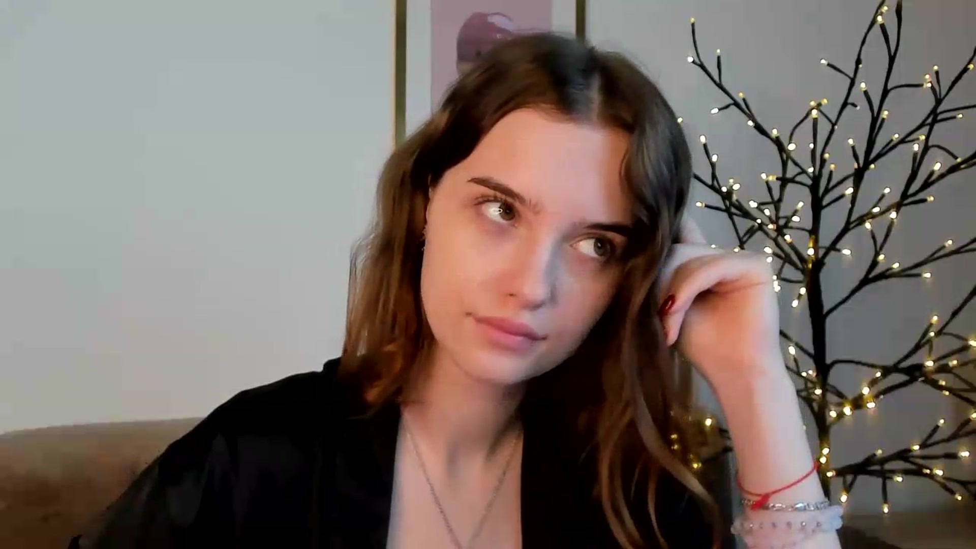 Gallery image thumbnail from KristiGant's myfreecams stream on, 07/15/2026, 10:27 image 4 of 20