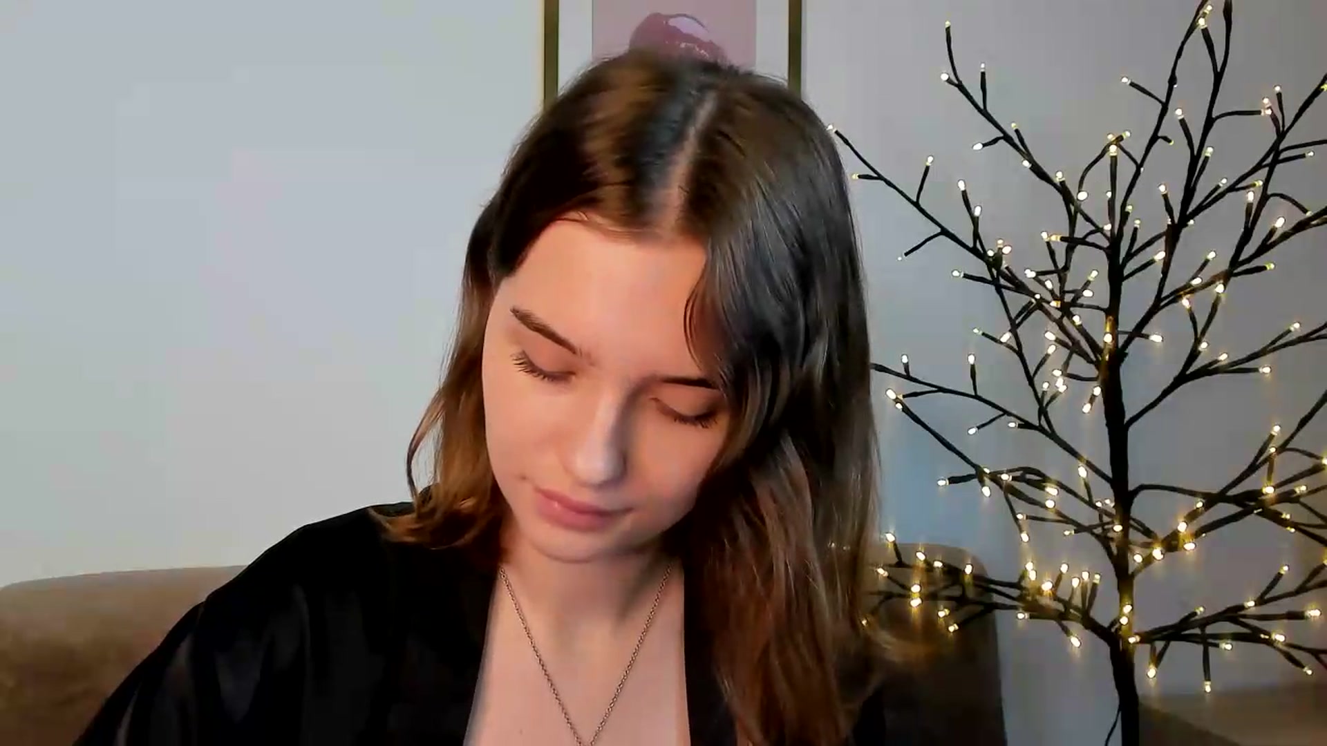Gallery image thumbnail from KristiGant's myfreecams stream on, 07/15/2026, 10:27 image 8 of 20