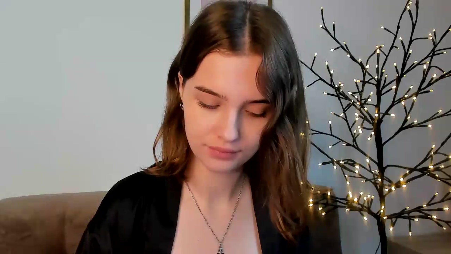 Gallery image thumbnail from KristiGant's myfreecams stream on, 07/15/2026, 10:27 image 6 of 20