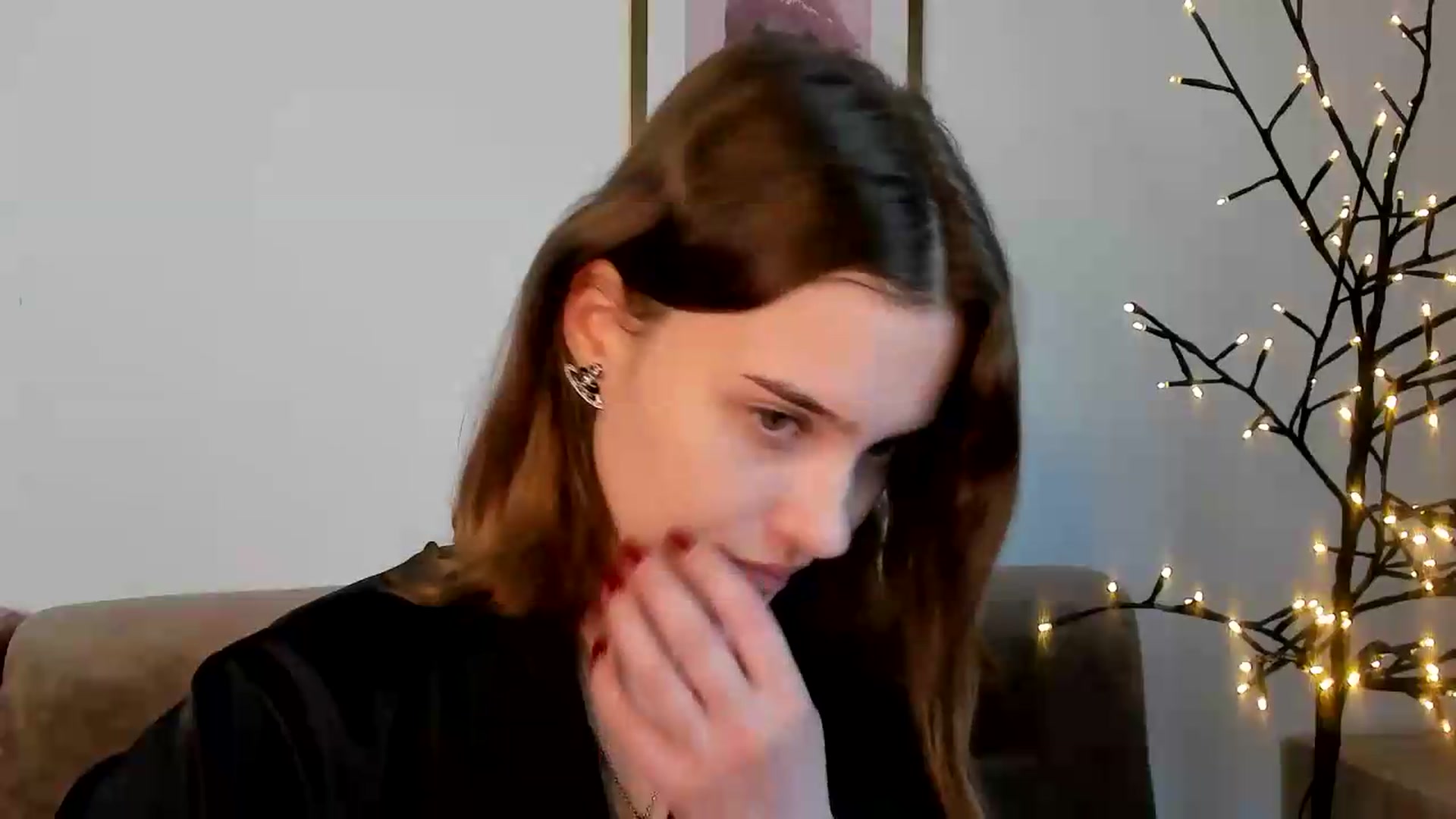 Gallery image thumbnail from KristiGant's myfreecams stream on, 07/15/2026, 11:52 image 2 of 20