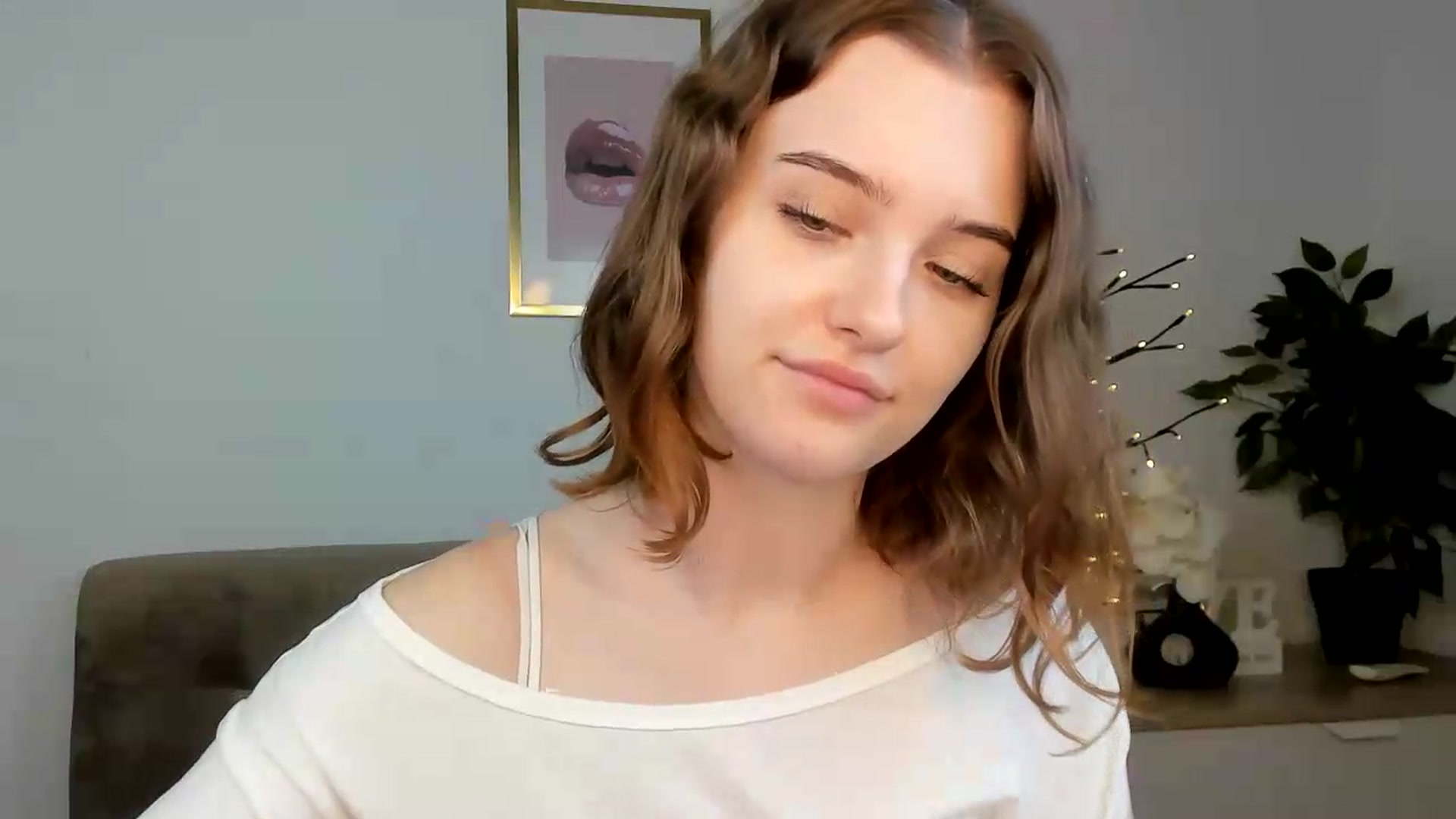 Gallery image thumbnail from KristiGant's myfreecams stream on, 07/17/2026, 11:12 image 20 of 20