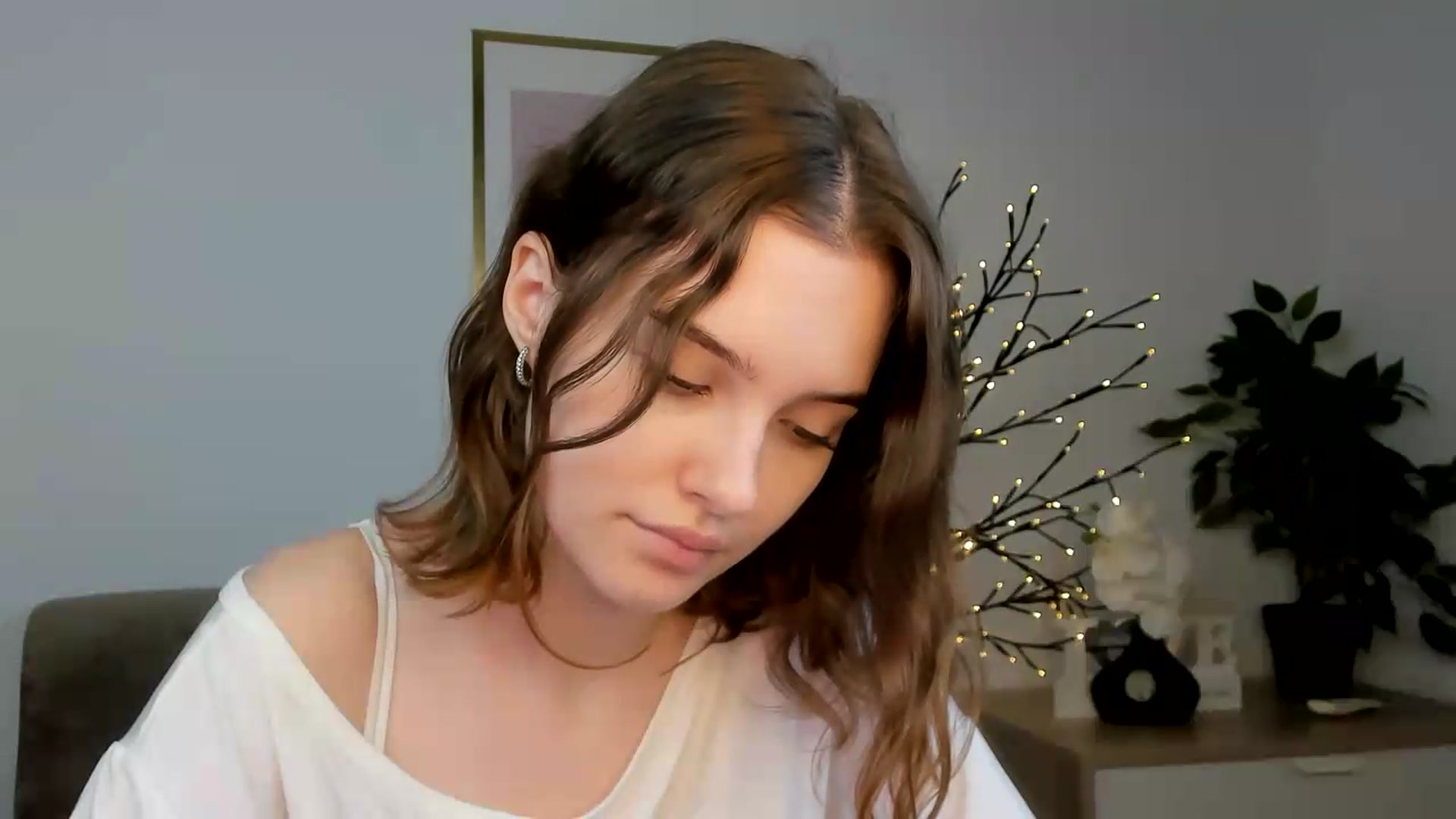 Gallery image thumbnail from KristiGant's myfreecams stream on, 07/17/2026, 12:42 image 4 of 20