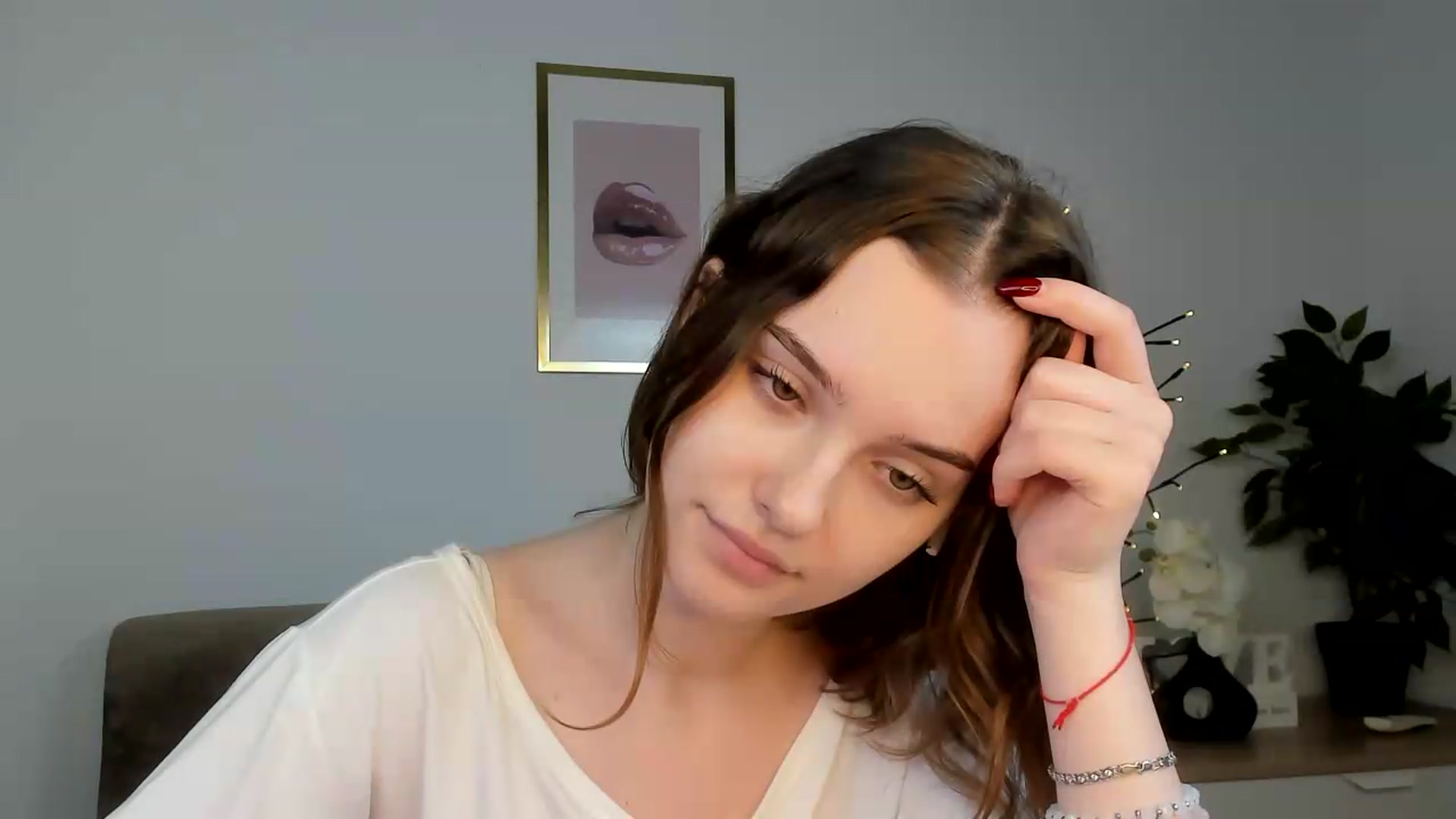Gallery image thumbnail from KristiGant's myfreecams stream on, 07/17/2026, 16:08 image 6 of 20