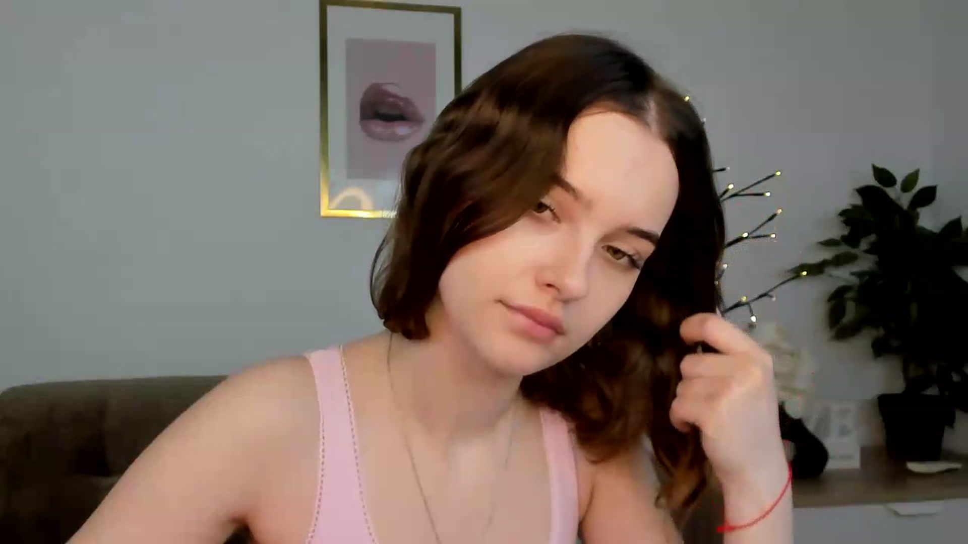 Gallery image thumbnail from KristiGant's myfreecams stream on, 07/19/2026, 10:42 image 12 of 20
