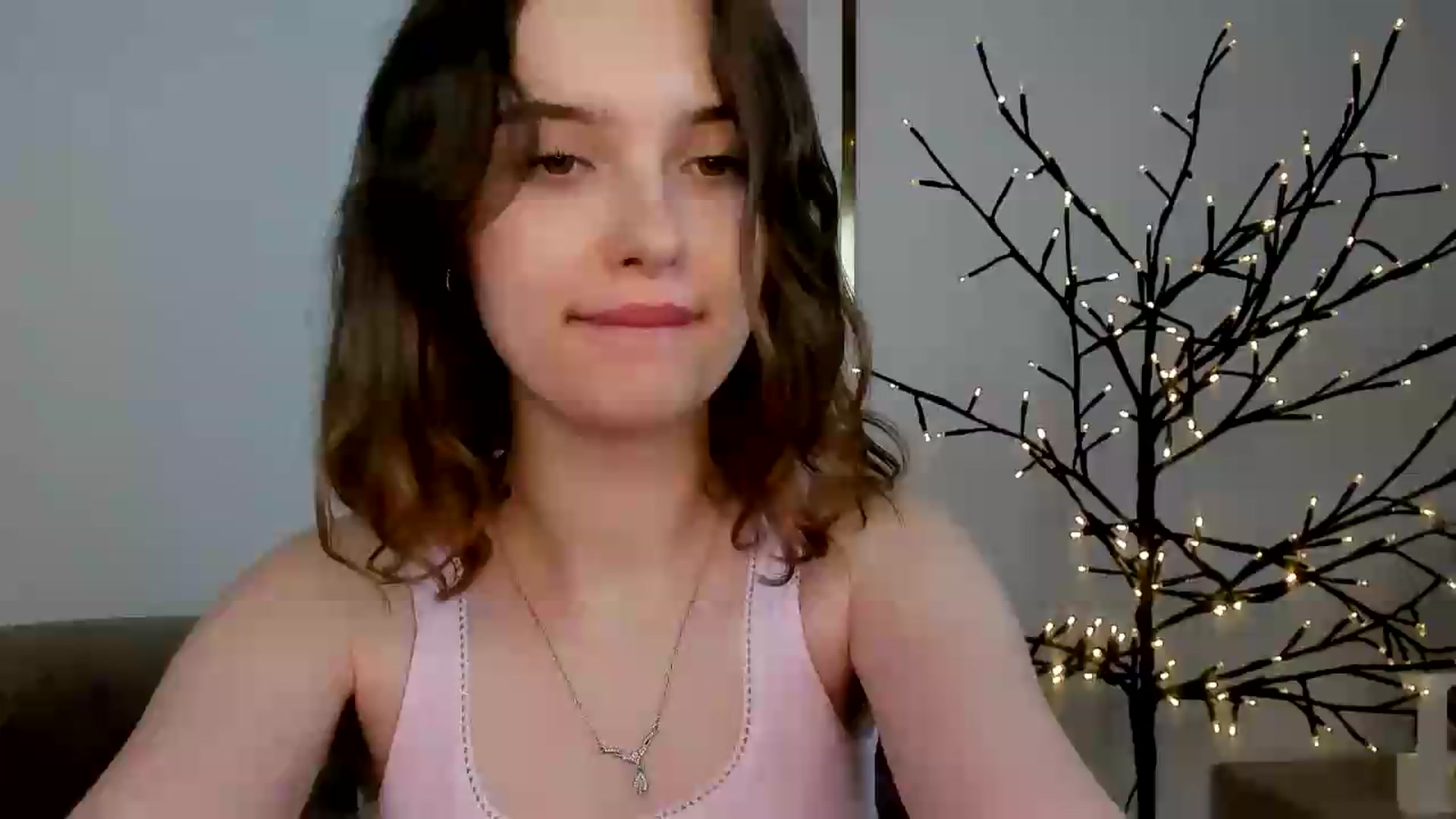Gallery image thumbnail from KristiGant's myfreecams stream on, 07/19/2026, 13:57 image 5 of 20