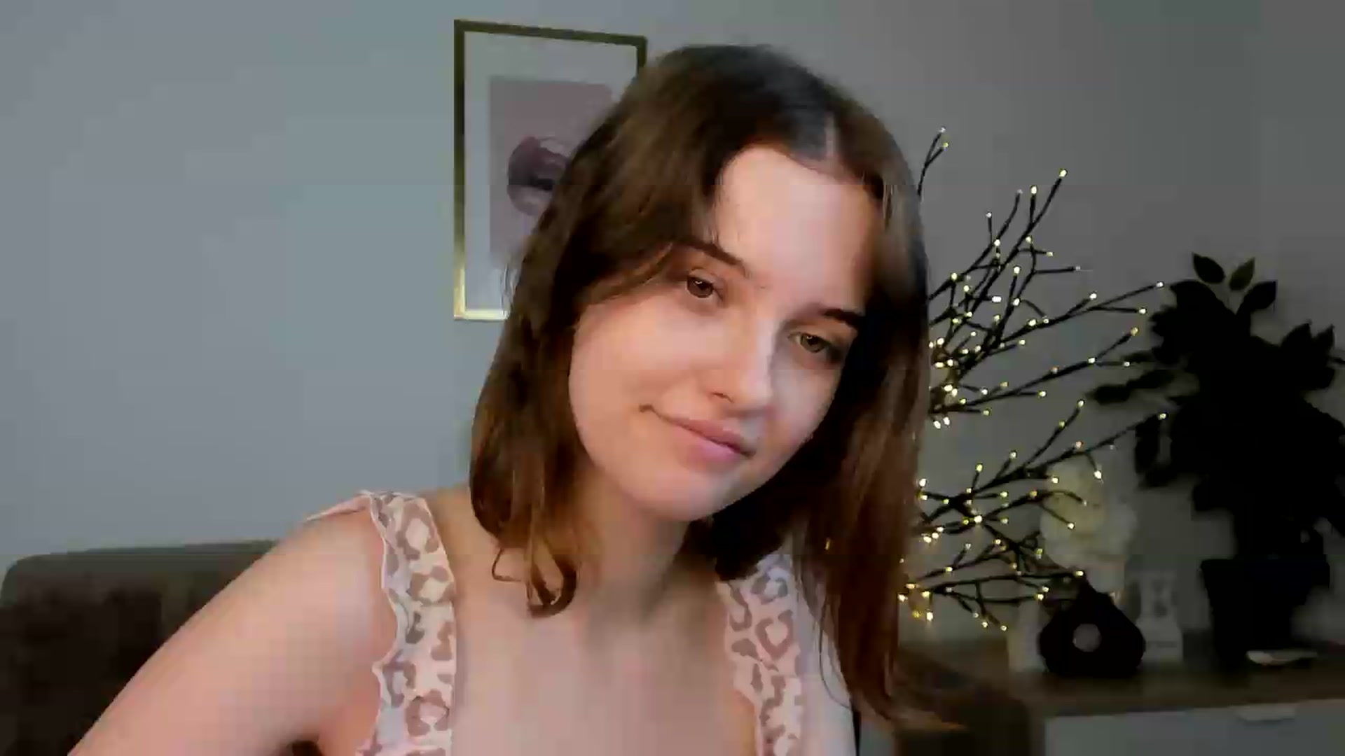 Gallery image thumbnail from KristiGant's myfreecams stream on, 07/24/2026, 13:36 image 1 of 20