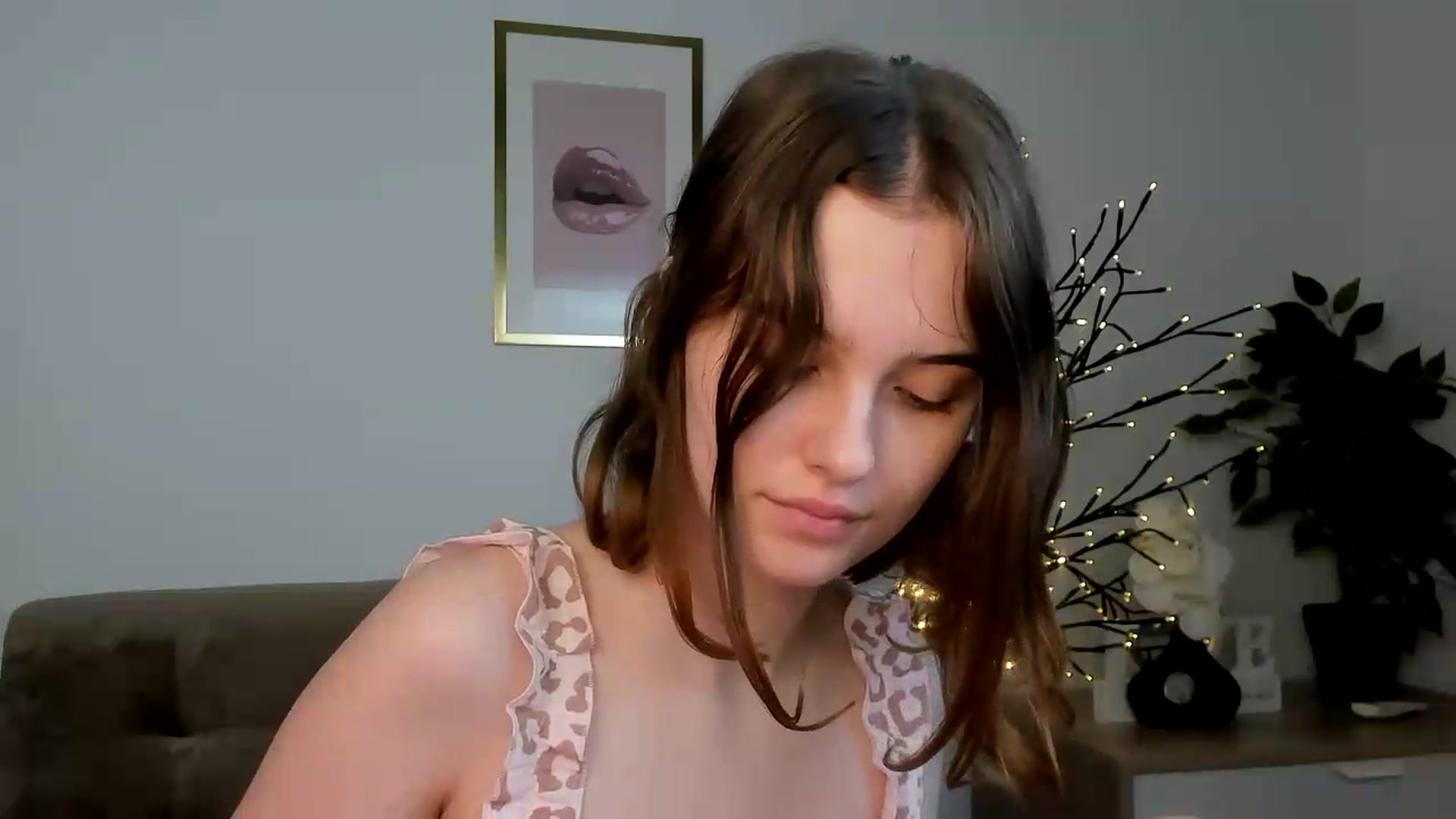Gallery image thumbnail from KristiGant's myfreecams stream on, 07/24/2026, 14:50 image 5 of 20