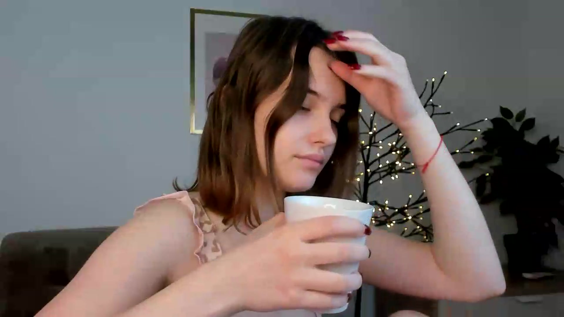 Gallery image thumbnail from KristiGant's myfreecams stream on, 07/24/2026, 14:50 image 10 of 20