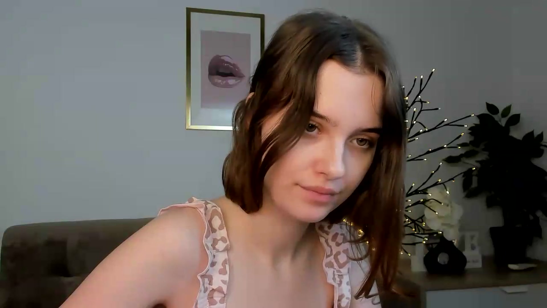Gallery image thumbnail from KristiGant's myfreecams stream on, 07/24/2026, 14:50 image 4 of 20