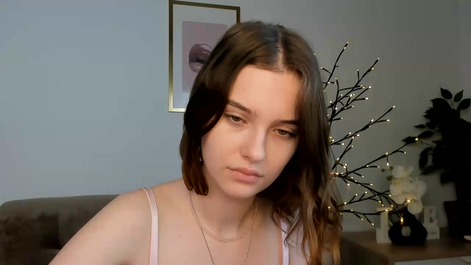 Gallery image thumbnail from KristiGant's myfreecams stream on, 07/26/2026, 14:03 image 10 of 20