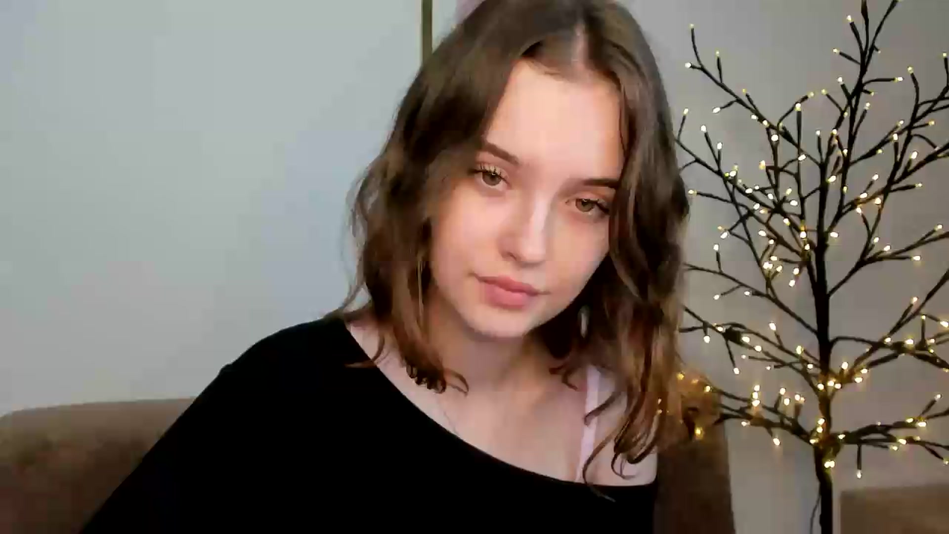 Gallery image thumbnail from KristiGant's myfreecams stream on, 07/28/2026, 12:56 image 1 of 20