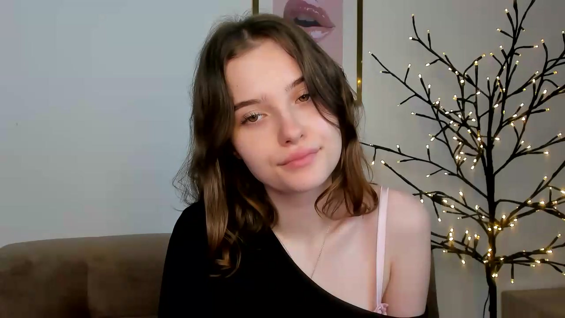 Gallery image thumbnail from KristiGant's myfreecams stream on, 07/28/2026, 12:56 image 12 of 20