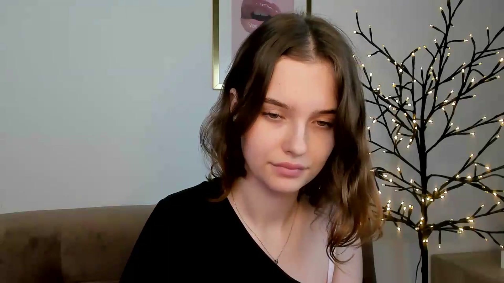 Gallery image thumbnail from KristiGant's myfreecams stream on, 07/28/2026, 16:36 image 7 of 20