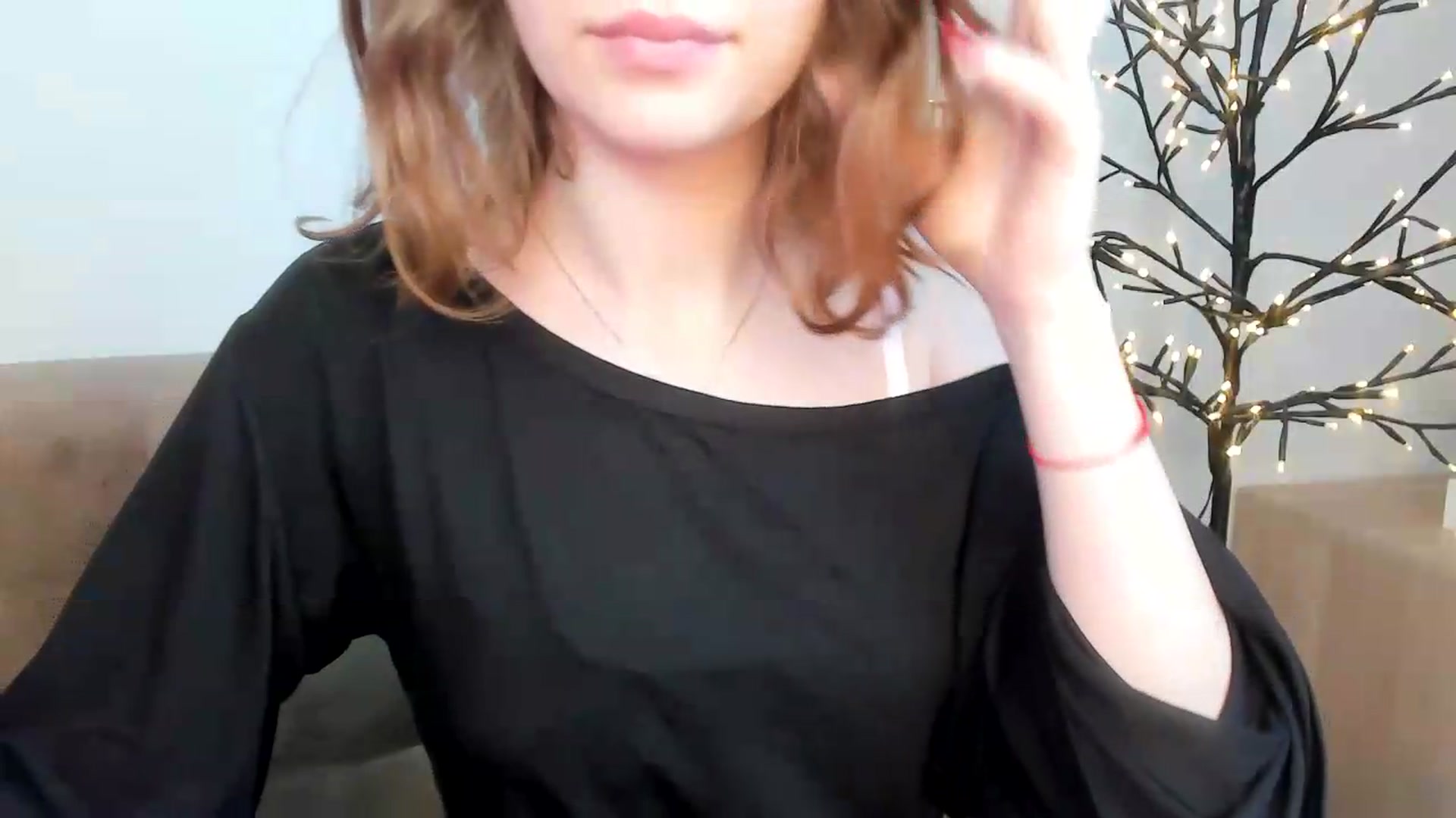 Gallery image thumbnail from KristiGant's myfreecams stream on, 07/28/2026, 16:36 image 14 of 20
