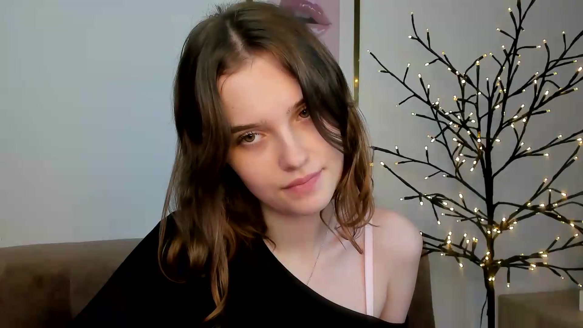 Gallery image thumbnail from KristiGant's myfreecams stream on, 07/28/2026, 16:36 image 8 of 20