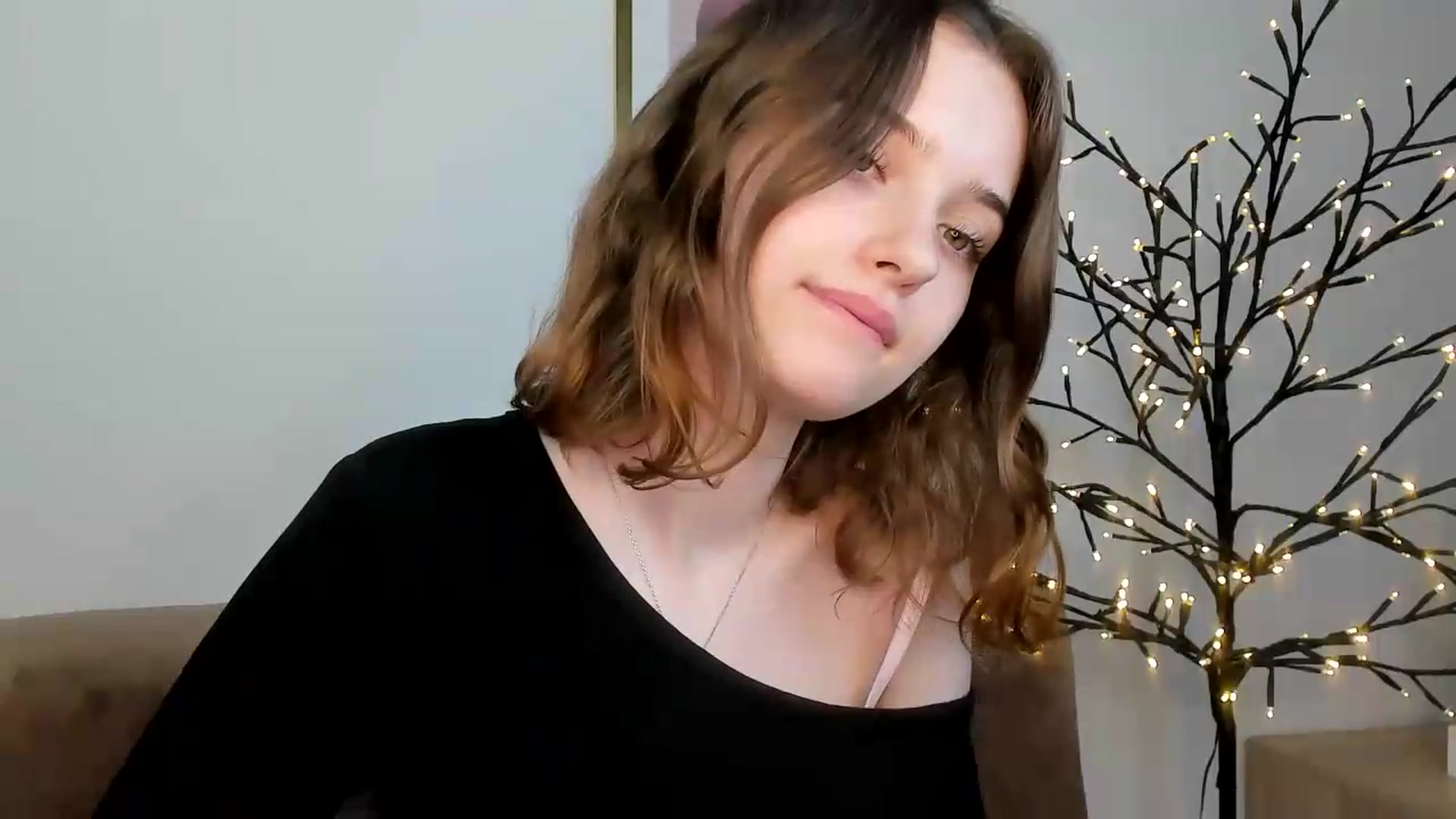 Gallery image thumbnail from KristiGant's myfreecams stream on, 07/28/2026, 16:36 image 12 of 20