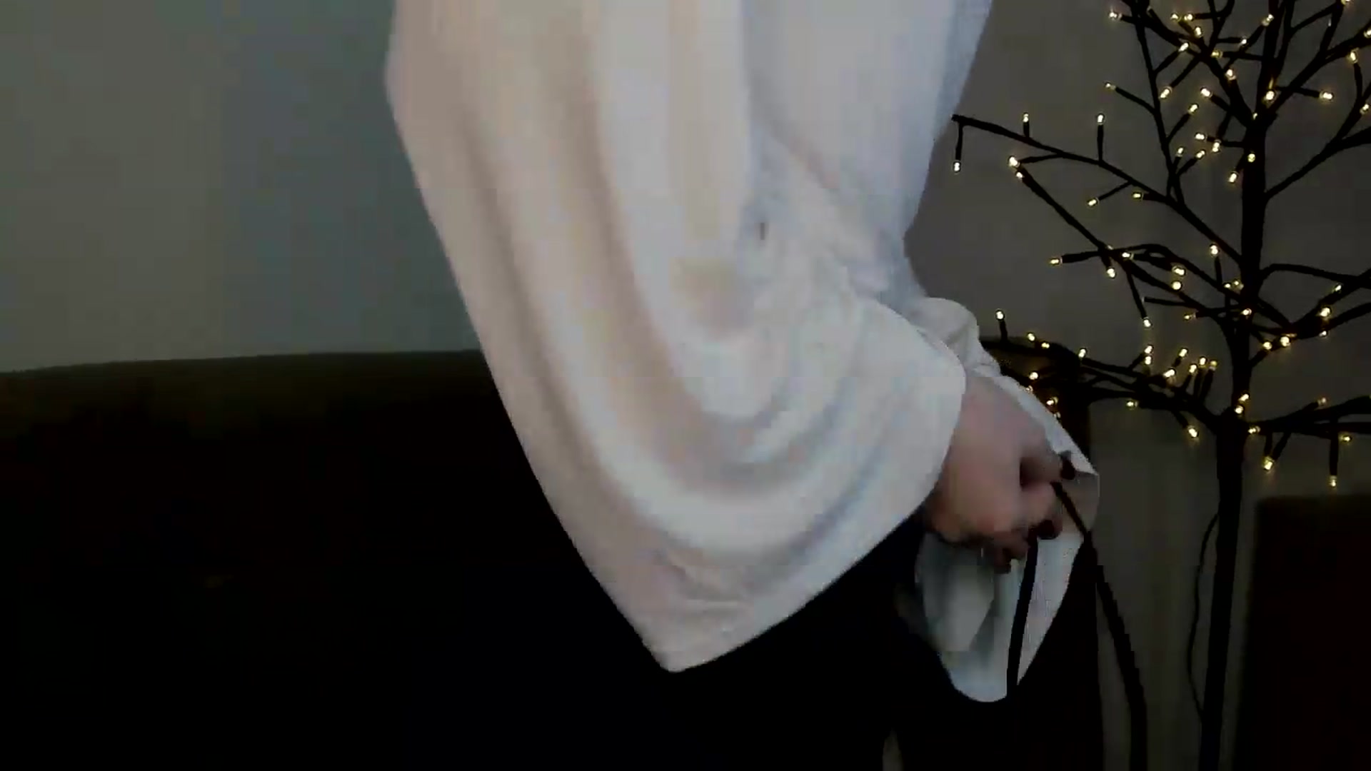 Gallery image thumbnail from KristiGant's myfreecams stream on, 07/30/2026, 12:05 image 15 of 20