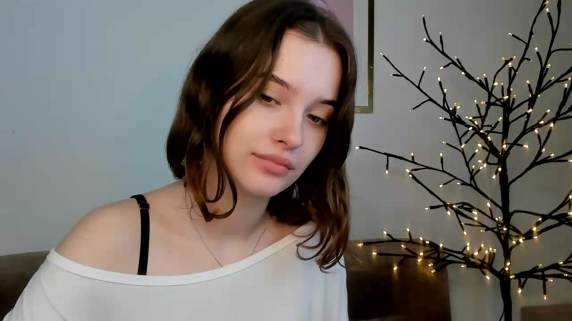 Gallery image thumbnail from KristiGant's myfreecams stream on, 07/30/2026, 12:05 image 16 of 20