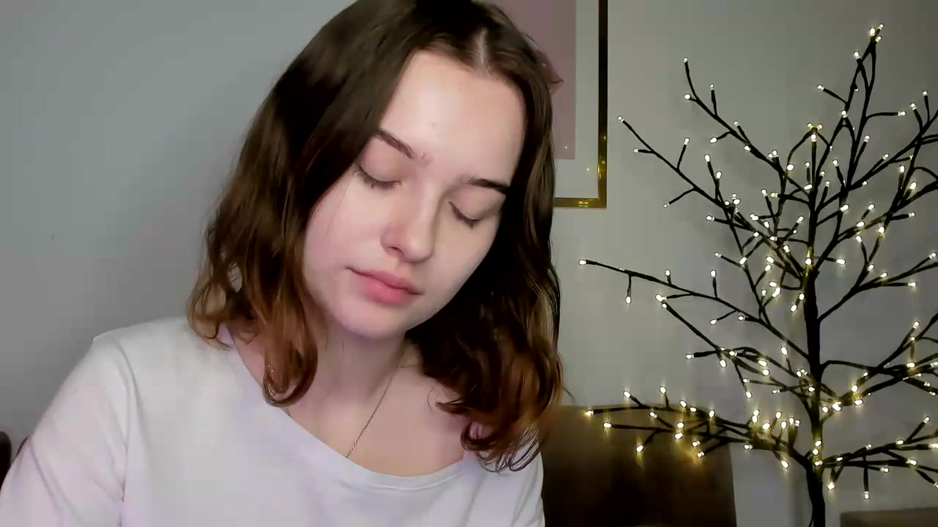 Gallery image thumbnail from KristiGant's myfreecams stream on, 07/31/2026, 12:22 image 18 of 20