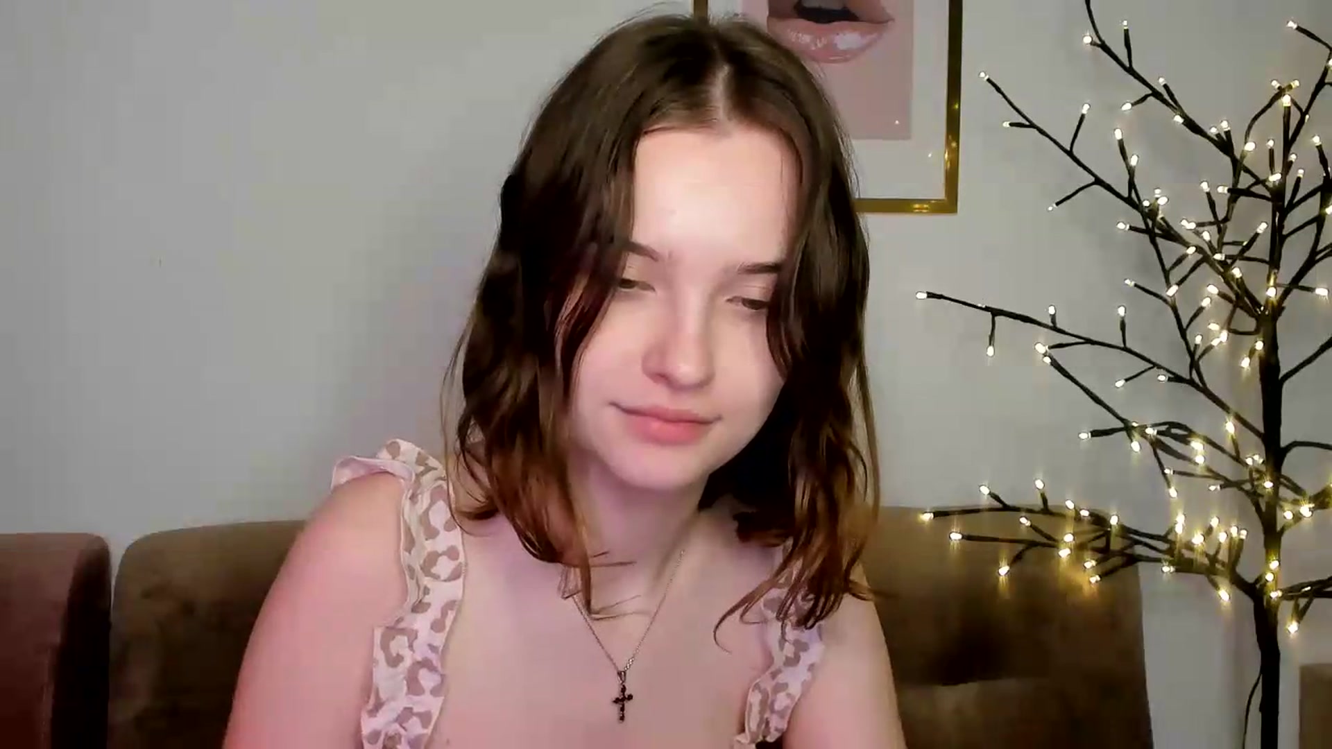 Gallery image thumbnail from KristiGant's myfreecams stream on, 07/31/2026, 13:56 image 17 of 20