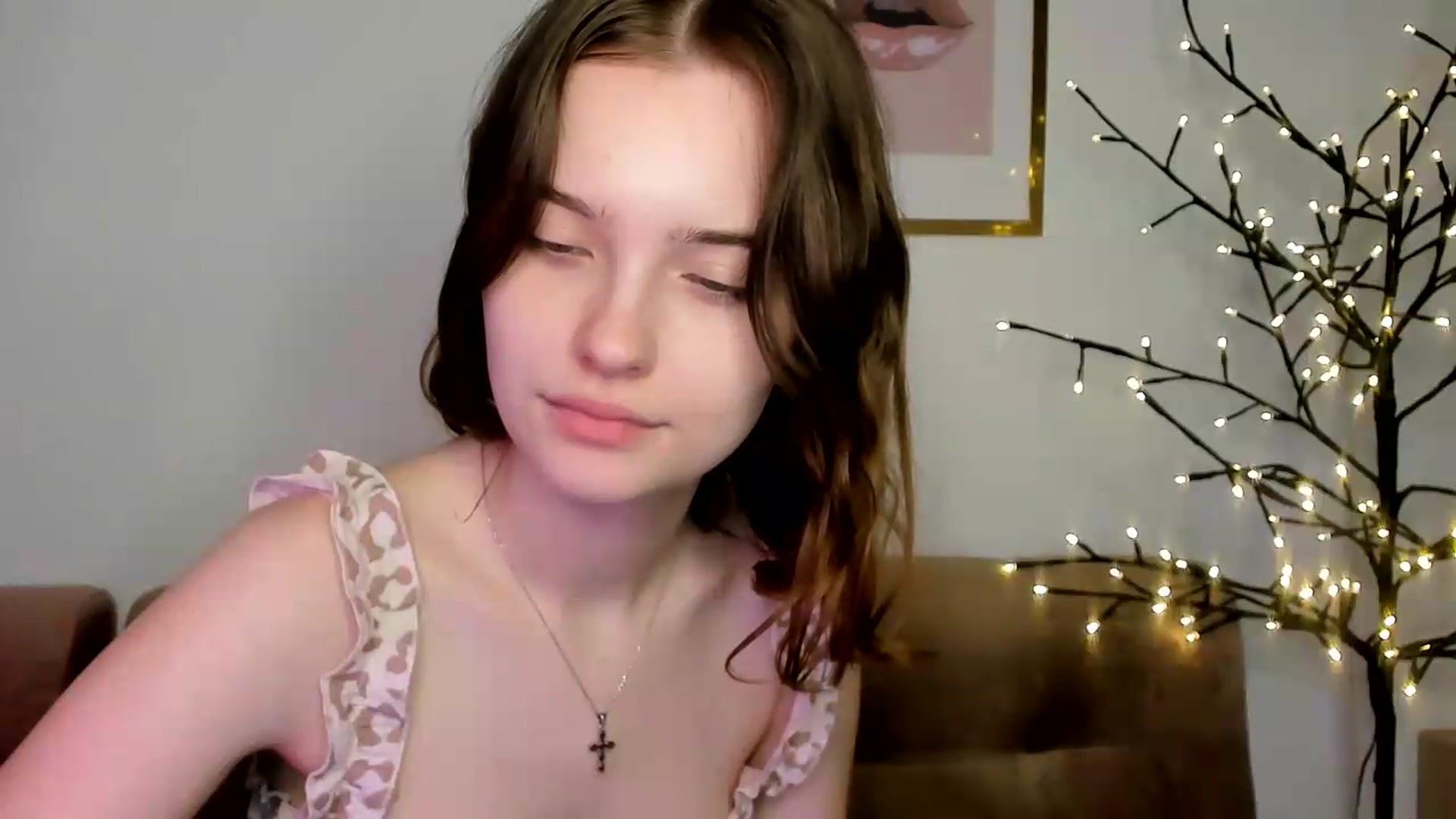 Gallery image thumbnail from KristiGant's myfreecams stream on, 07/31/2026, 13:56 image 14 of 20