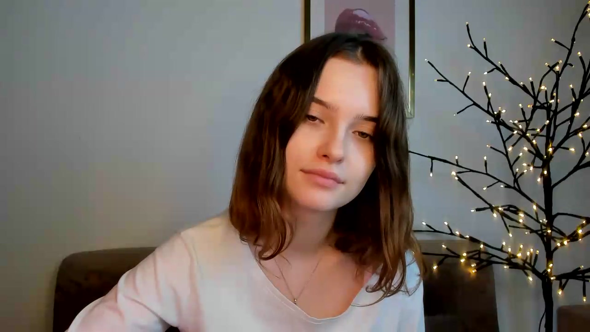 Gallery image thumbnail from KristiGant's myfreecams stream on, 08/01/2026, 14:30 image 6 of 20